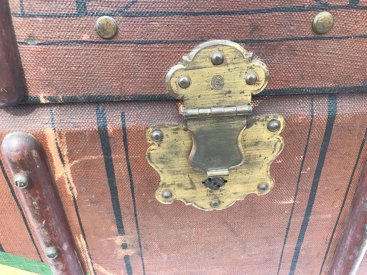 Canvas-covered travel trunk, early 19th century 5