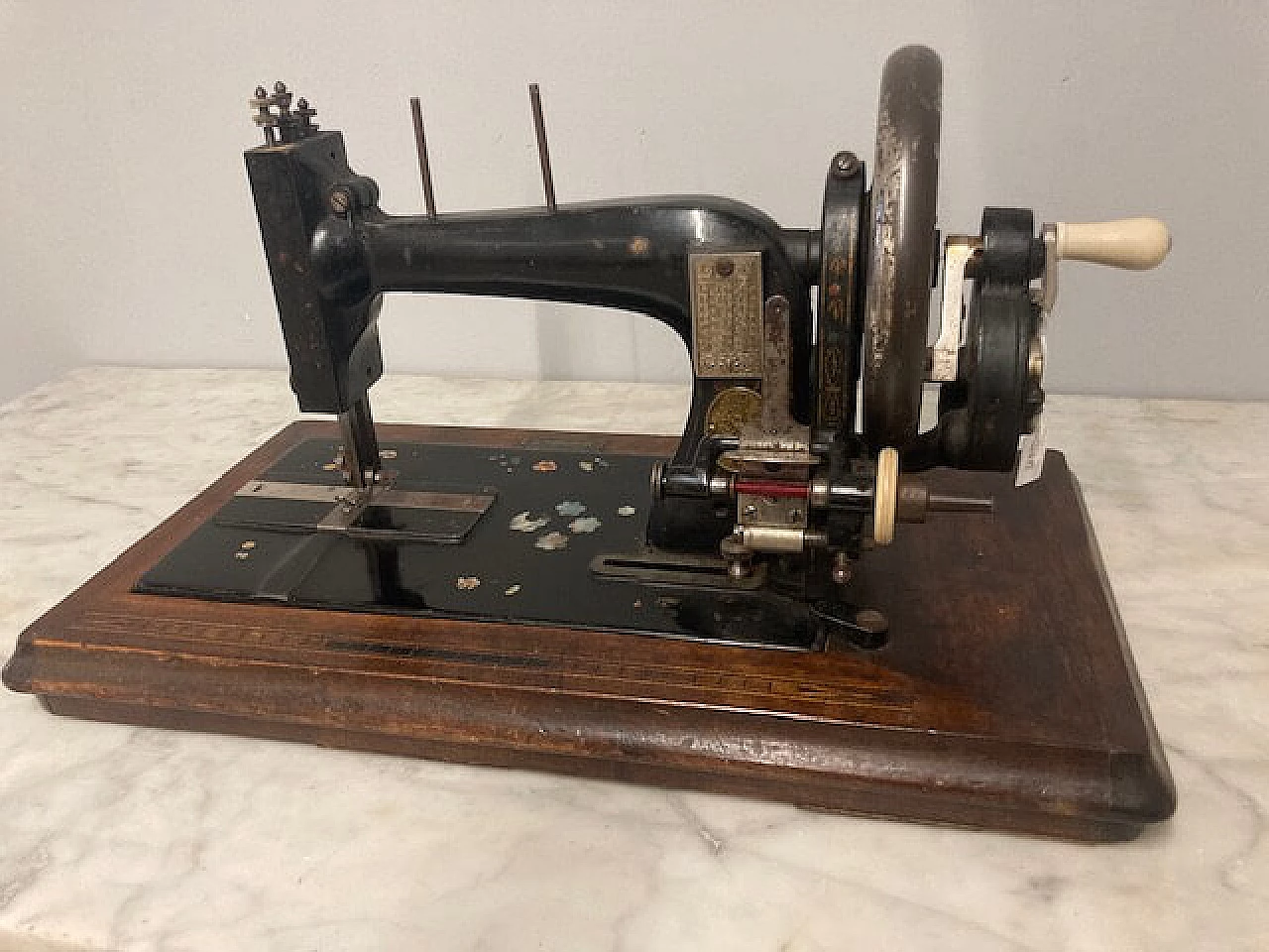 Tabletop sewing machine with mother-of-pearl inlays, late 19th century 1