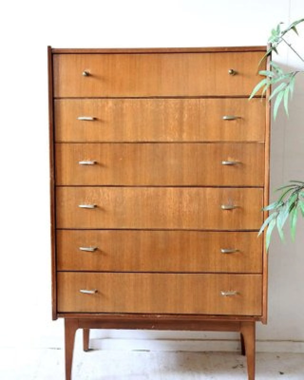 Teak dresser by William Lawrence of Nottingham, 1960s 1