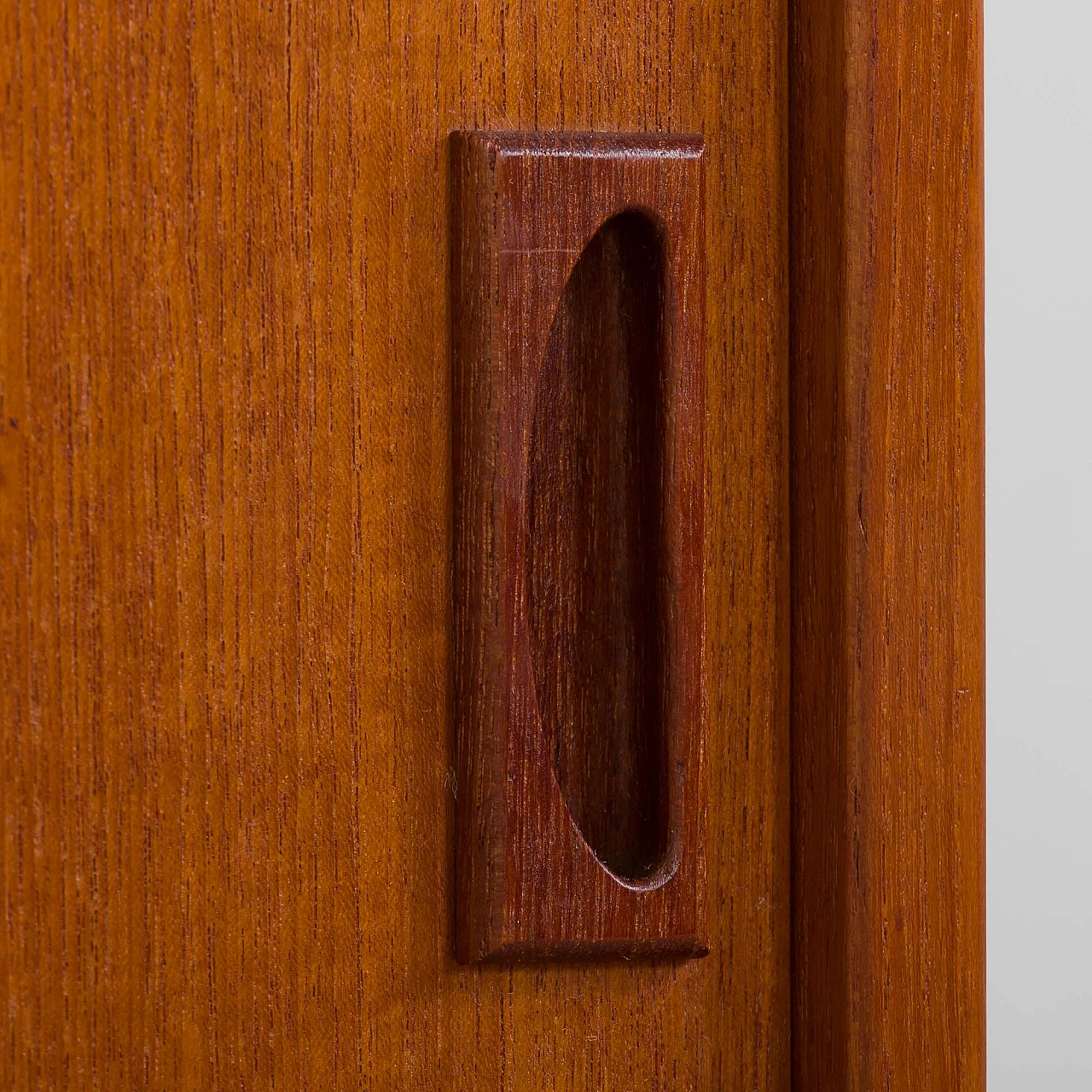 Two-bay teak wall with cabinet and modular shelves in Poul Cadovius style, 1960s 15