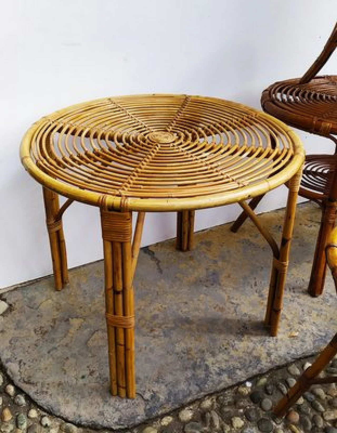 6 Round wicker side tables, 1950s 4