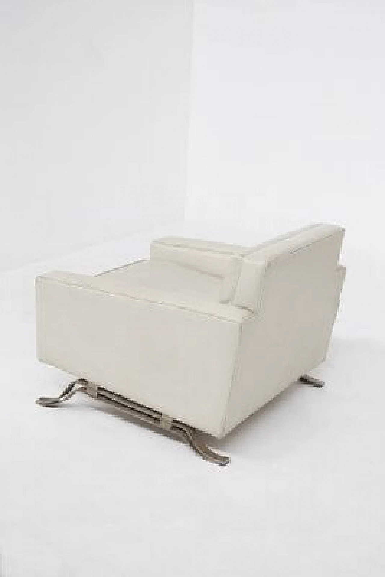 Pair of gray leather armchairs attributed to Ignazio Gardella, 1950s 8