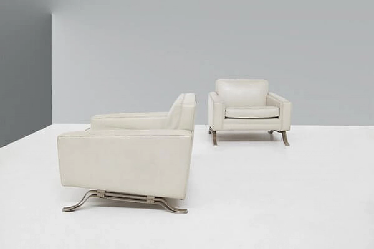 Pair of gray leather armchairs attributed to Ignazio Gardella, 1950s 9