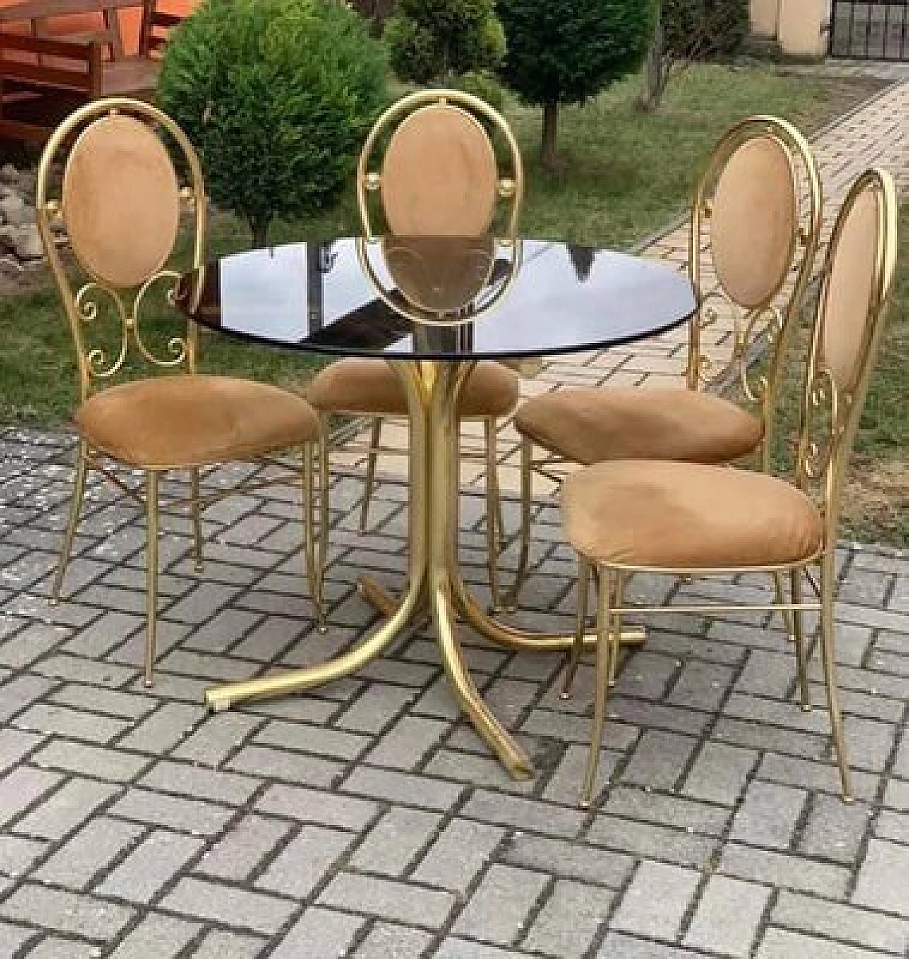 4 Chairs and table in brass by Paolo Salice, 1970s 1