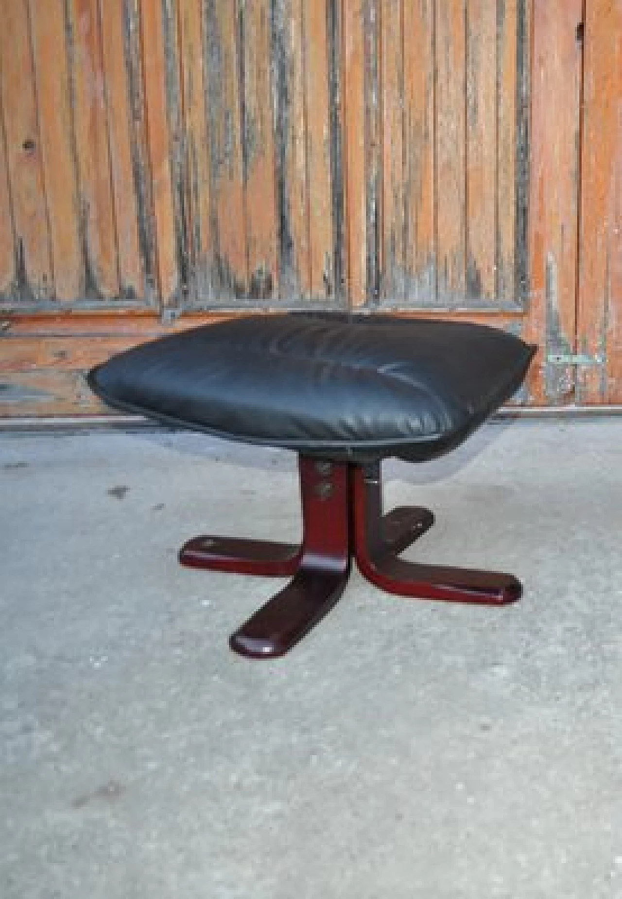 Pair of wood and leather footstools, 1970s 1