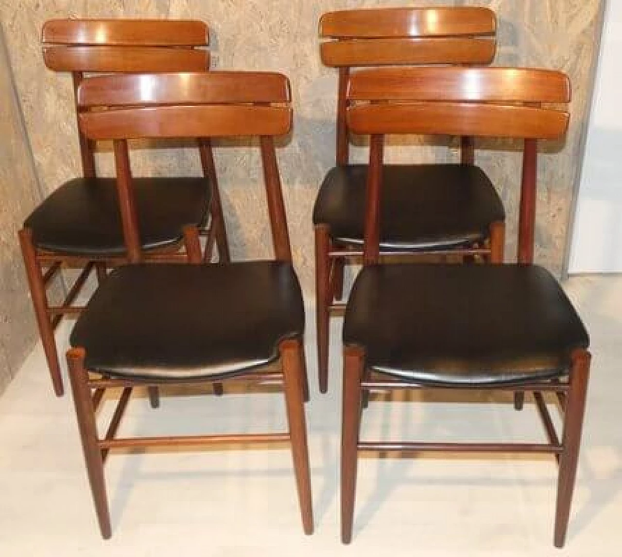 4 Chairs in skai and rosewood, 1950s 1