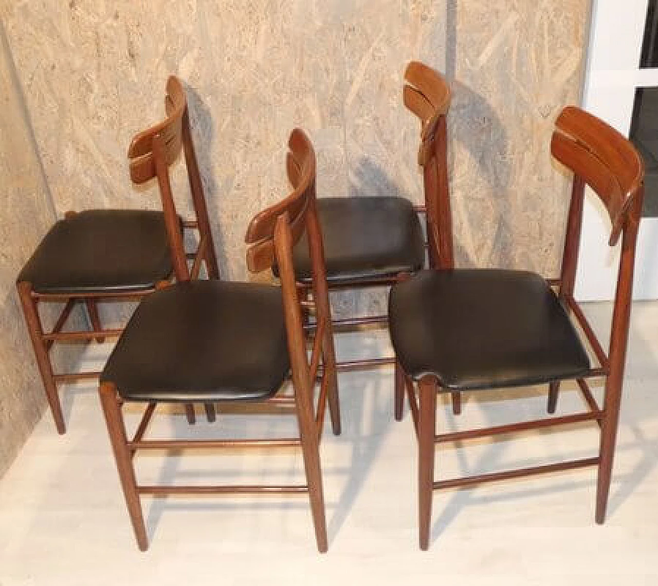 4 Chairs in skai and rosewood, 1950s 12