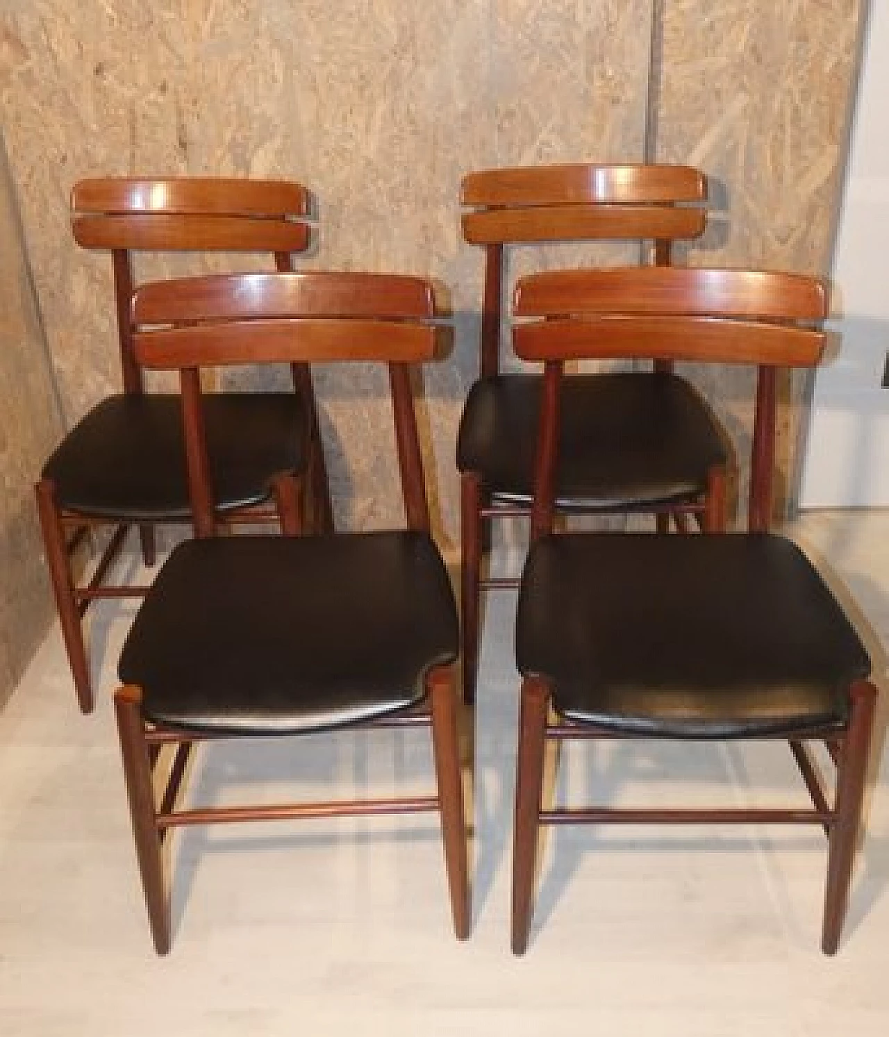 4 Chairs in skai and rosewood, 1950s 13