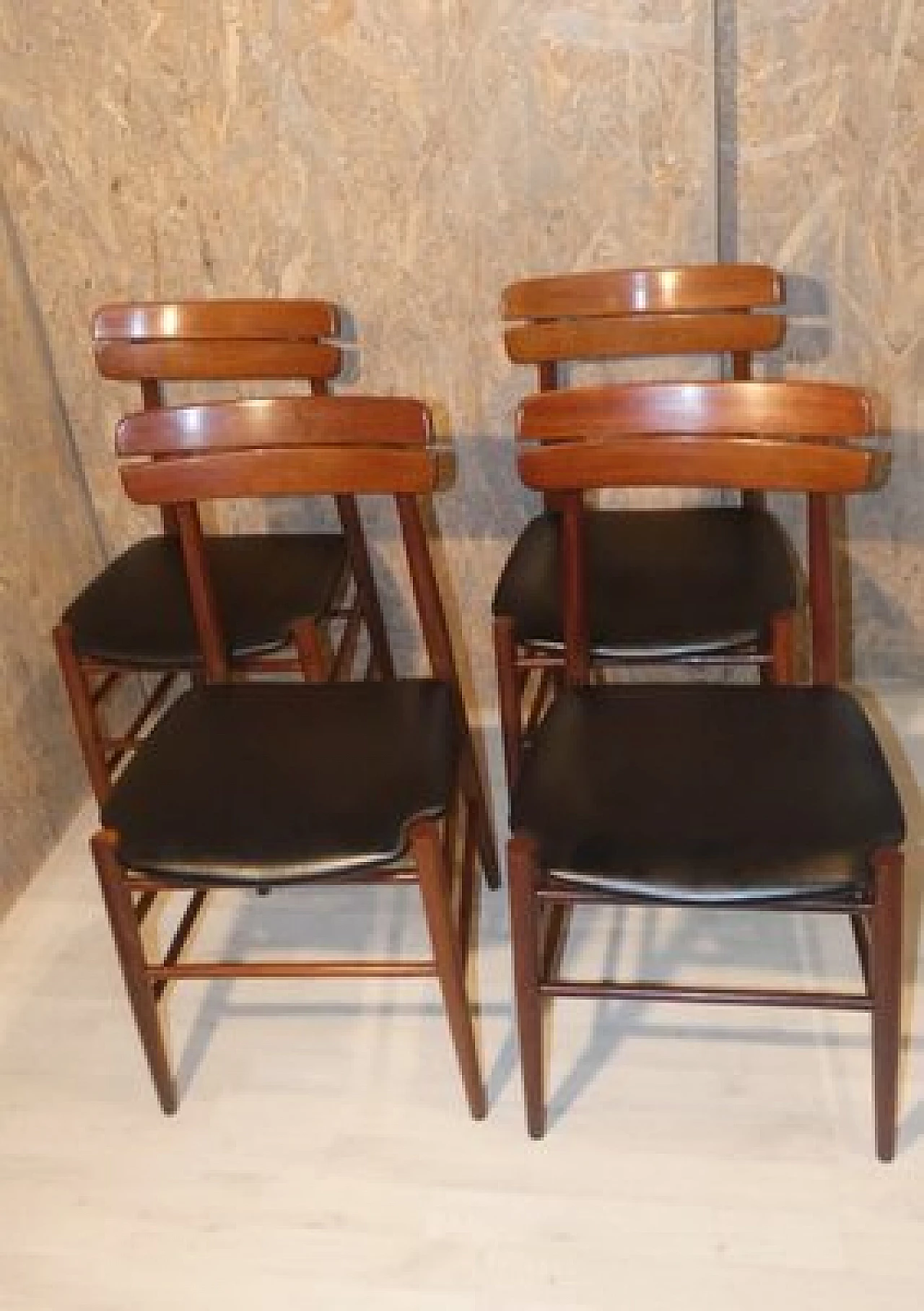 4 Chairs in skai and rosewood, 1950s 17