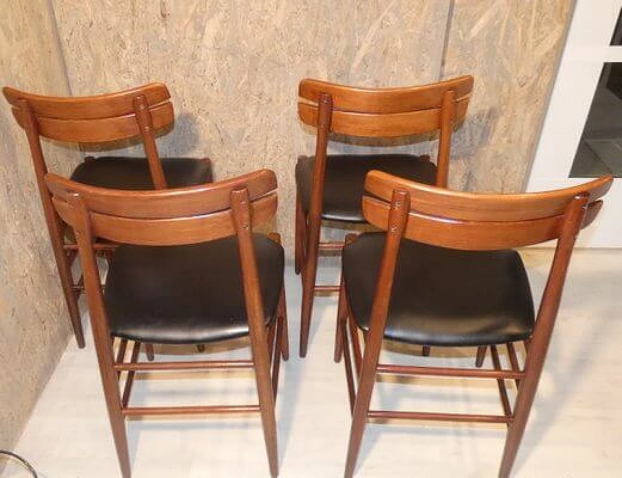 4 Chairs in skai and rosewood, 1950s 21