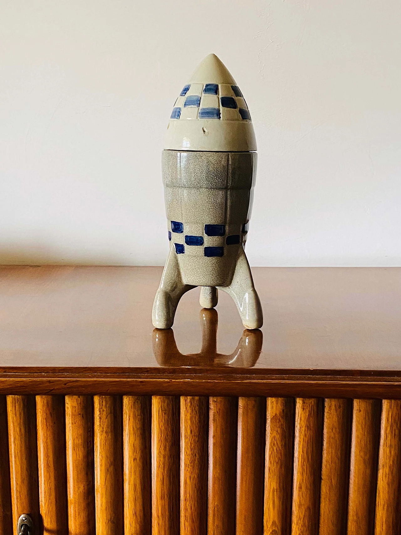 Rocket-shaped ceramic bottle, 1940s 2