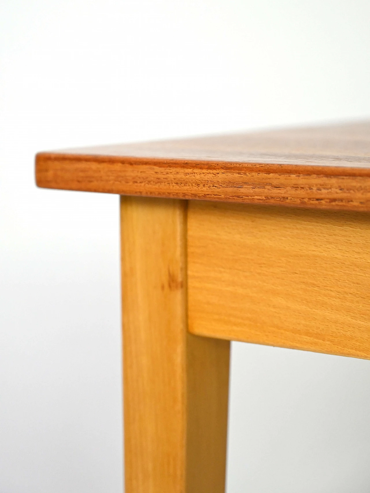 Scandinavian teak dining table with conical legs, 1960s 6