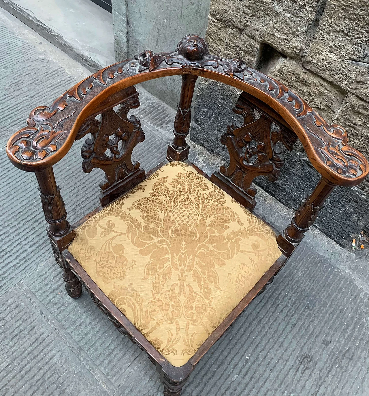 Renaissance style corner chair with carvings, 19th century 1