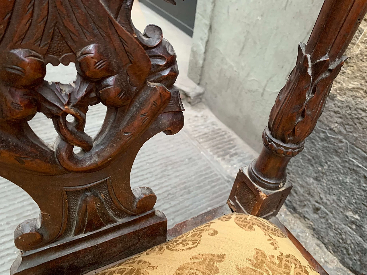 Renaissance style corner chair with carvings, 19th century 16