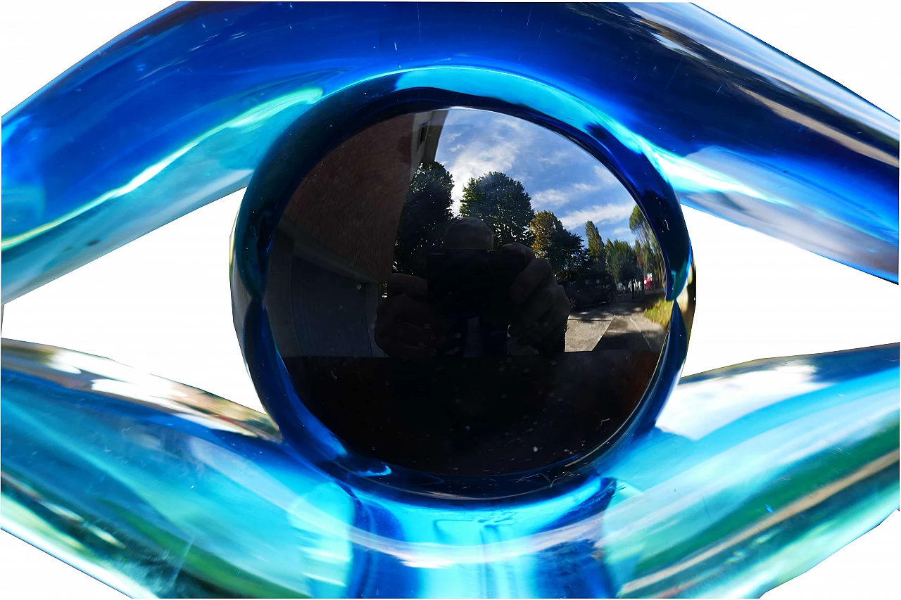 Murano submerged glass eye sculpture, 1990s 3