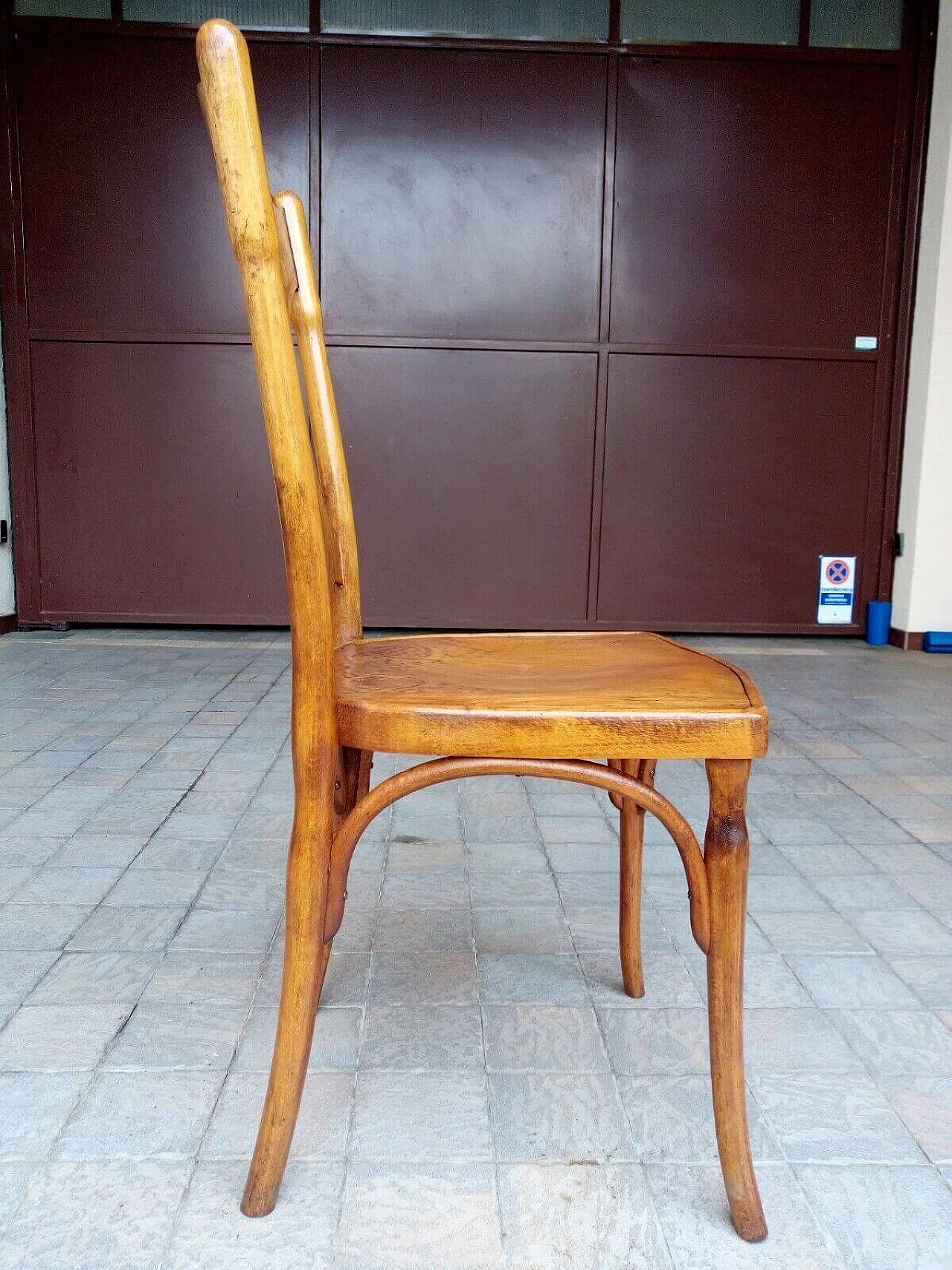 4 Wooden chairs by Jacob and Joseph Kohn, early 20th century 5