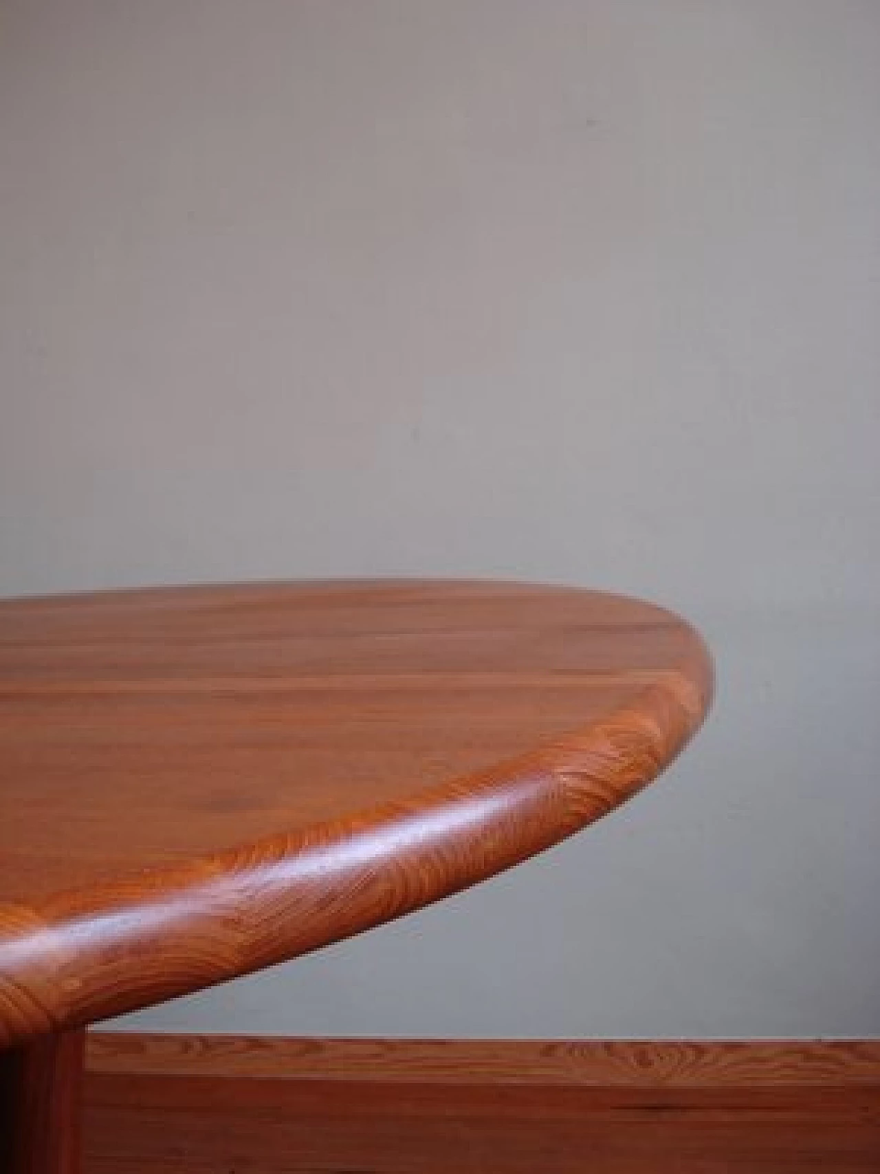 Extendable round table in teak by Dyrlund, 1970s 11