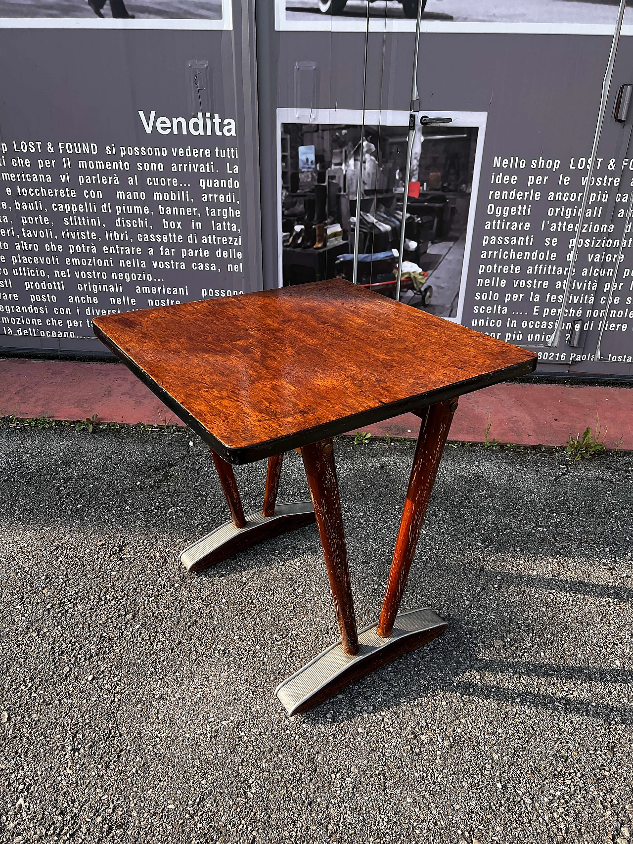 Square side table in wood and aluminum, 1980s 1