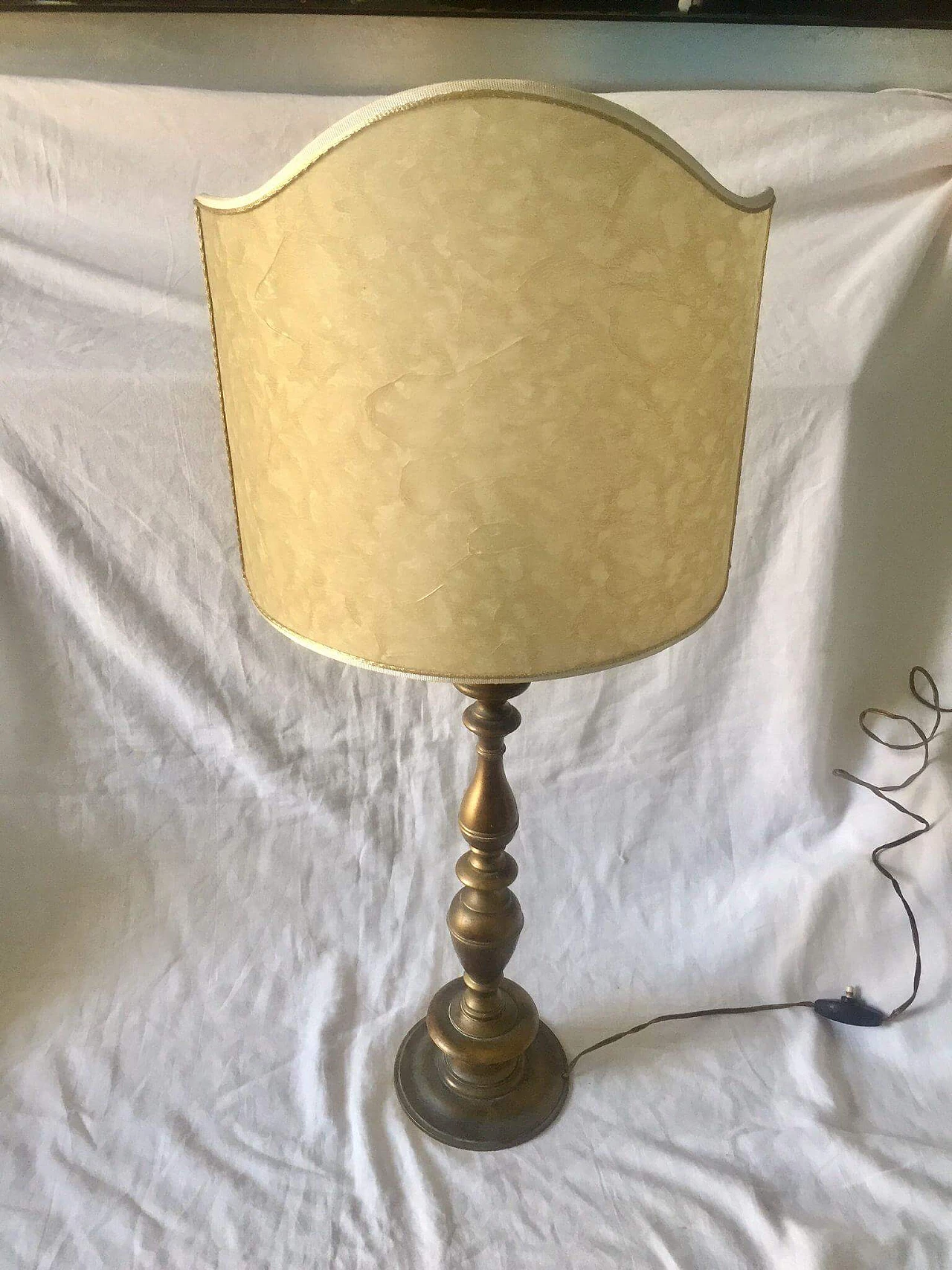 Brass table lamp with half lampshade, 1950s 10