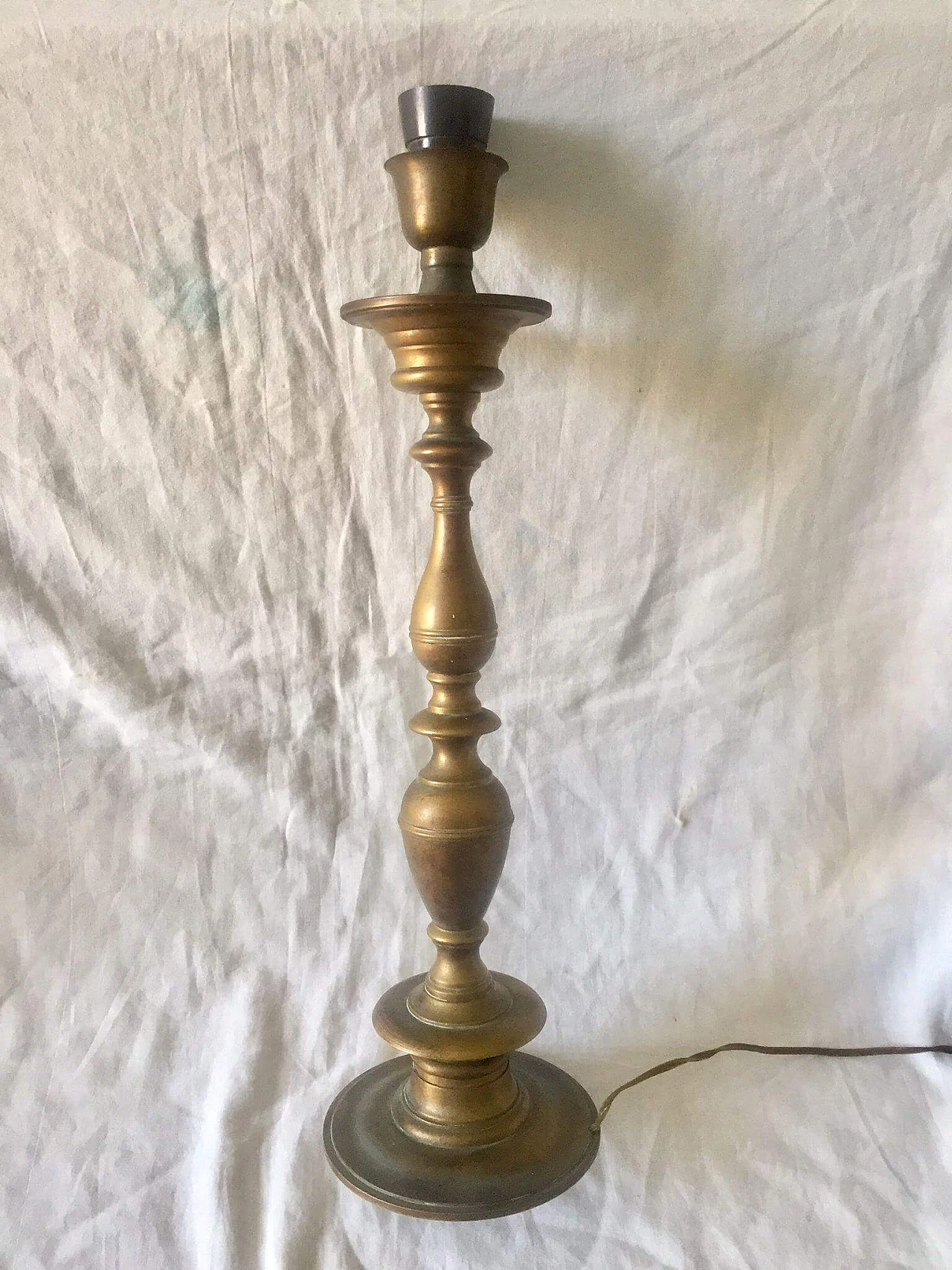 Brass table lamp with half lampshade, 1950s 11