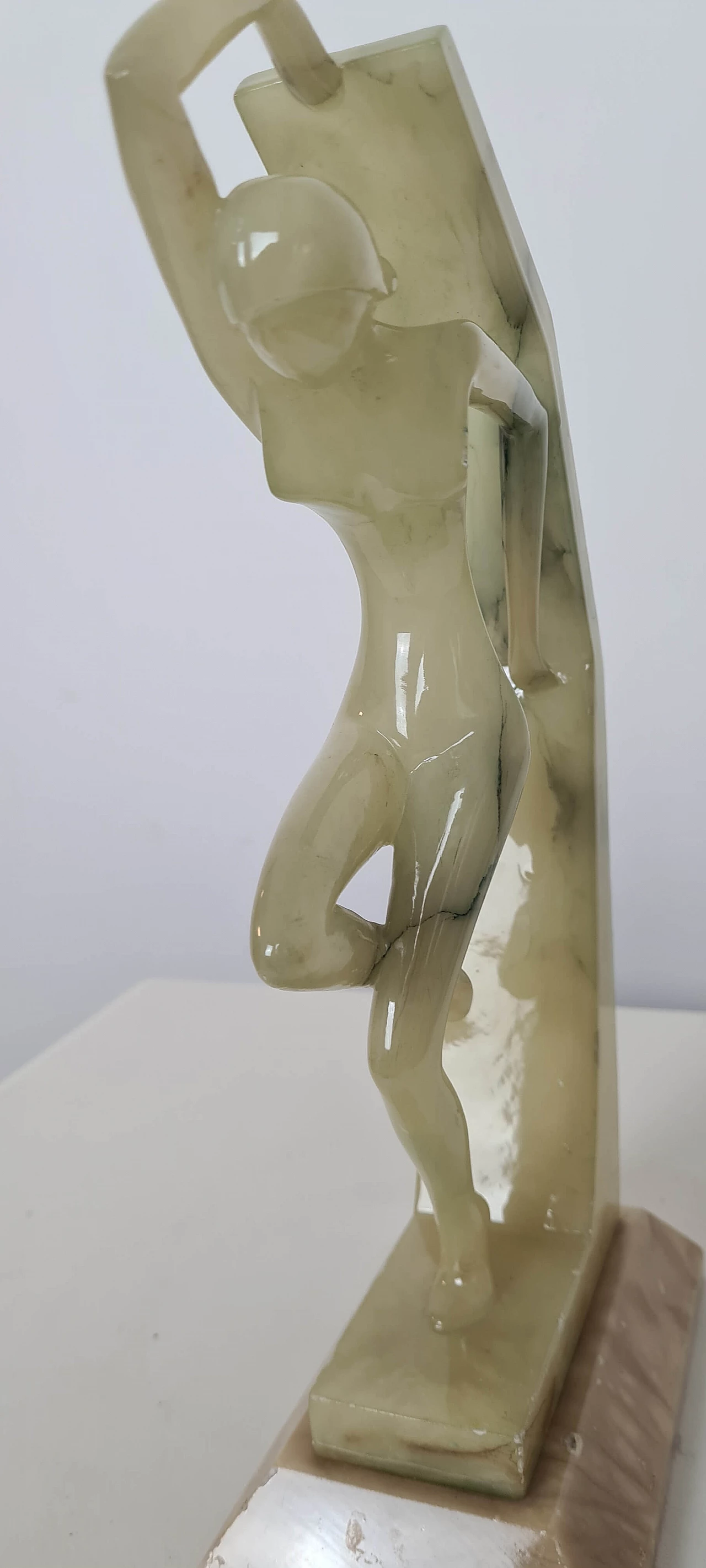 Art Deco alabaster sculpture of a woman, 1920s 7