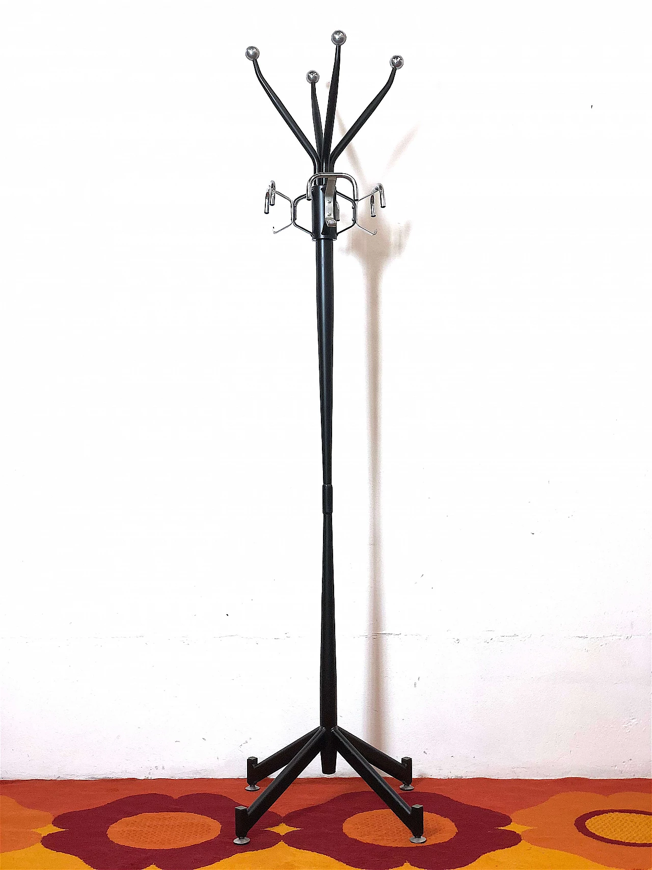 Space Age tubular frame coat stand, 1970s 1