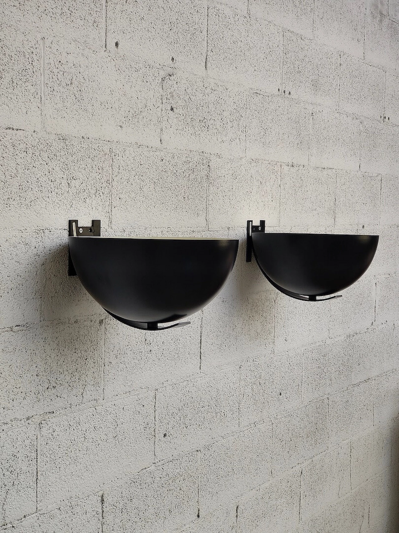 Pair of black wall sconces 1189 by Elio Martinelli for Martinelli Luce, 1970s 12