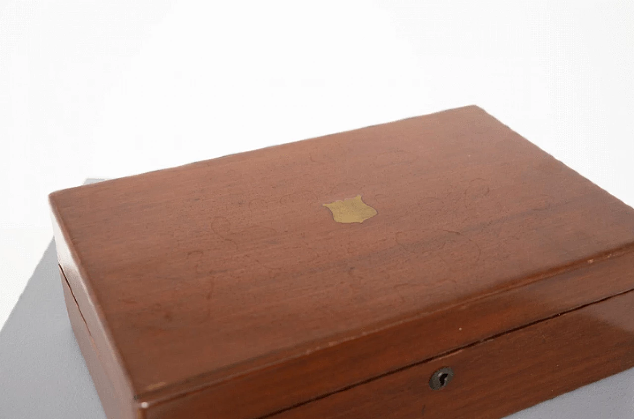 Georgian lap desk in walnut, early 19th century 3