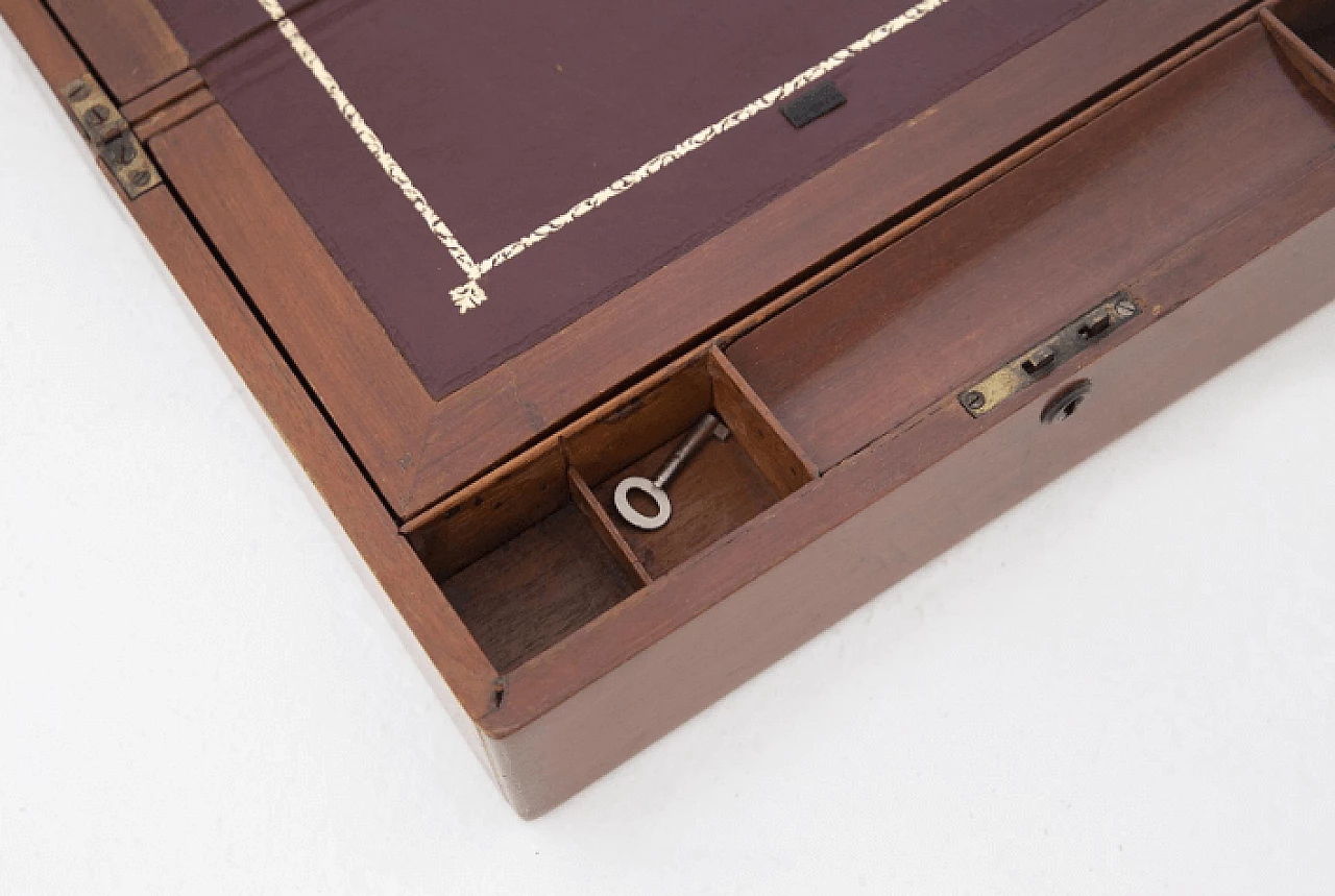 Georgian lap desk in walnut, early 19th century 9