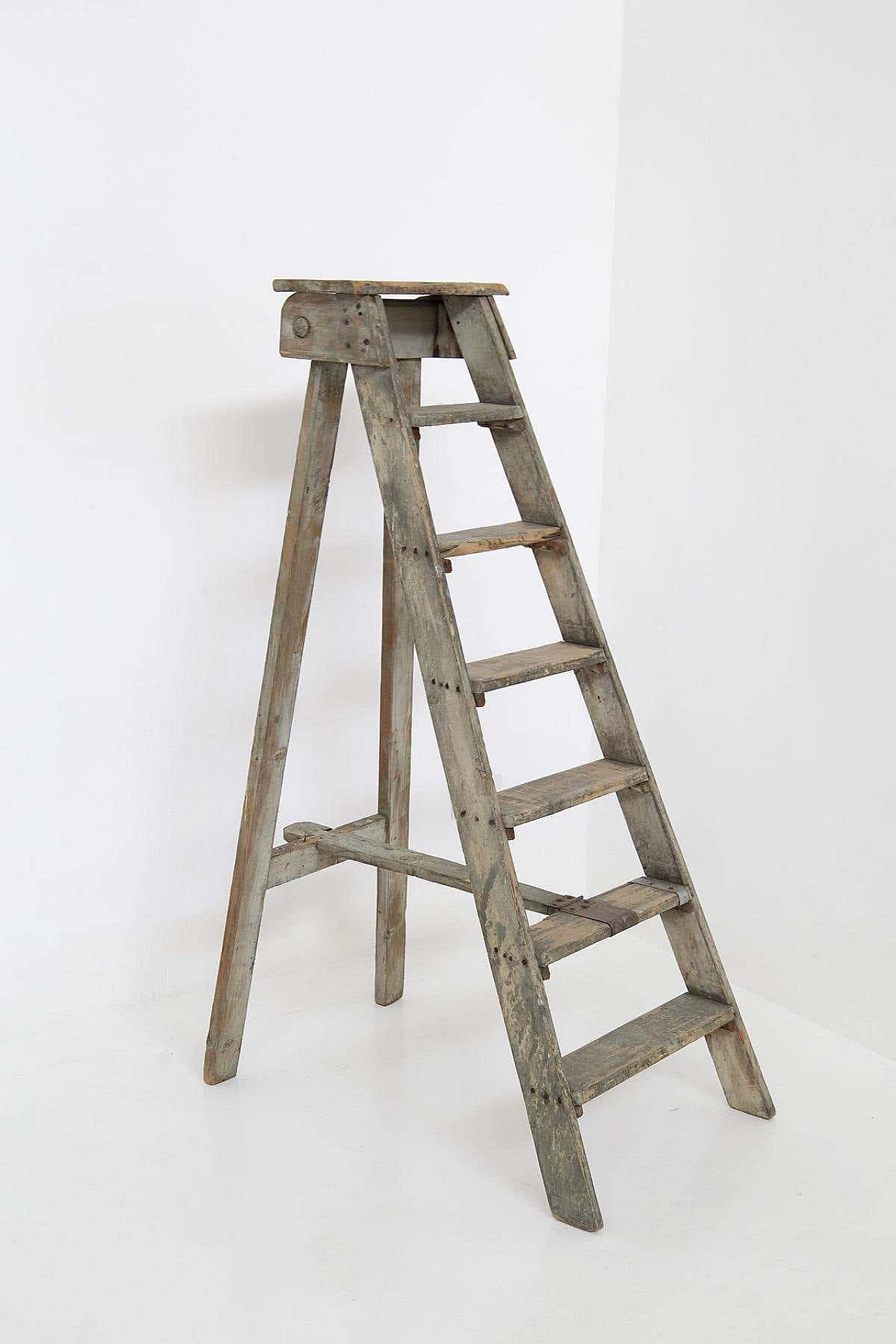 Ladder in grey-stained wood, 1920s 1