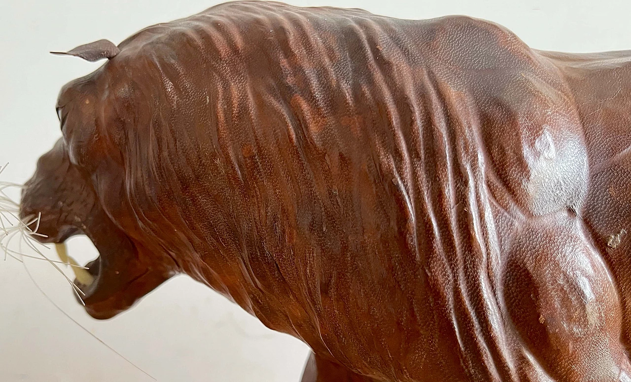 Leather sculpture of a lion, 1970s 19