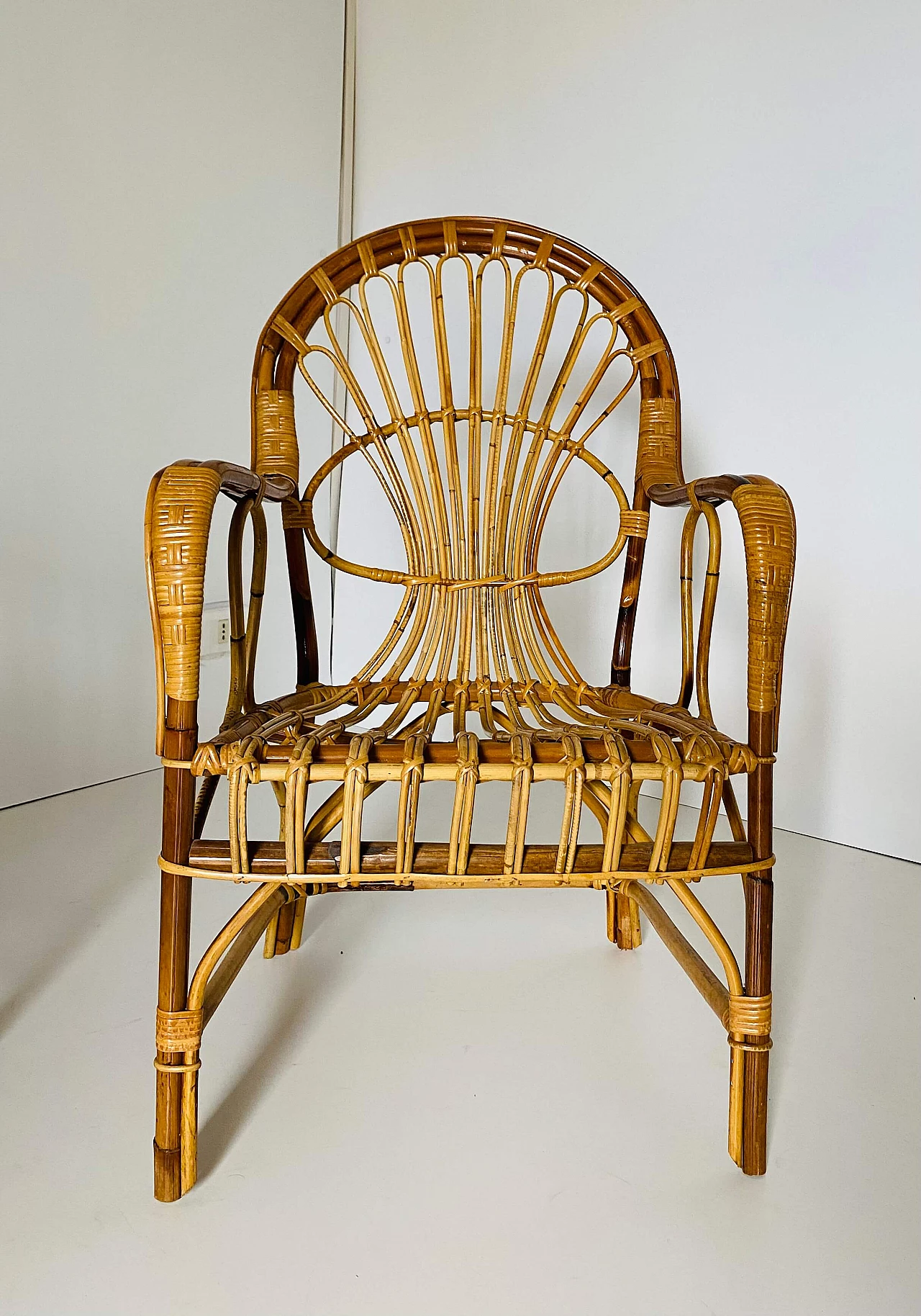 Sofa and pair of armchairs in rattan, 1960s 3