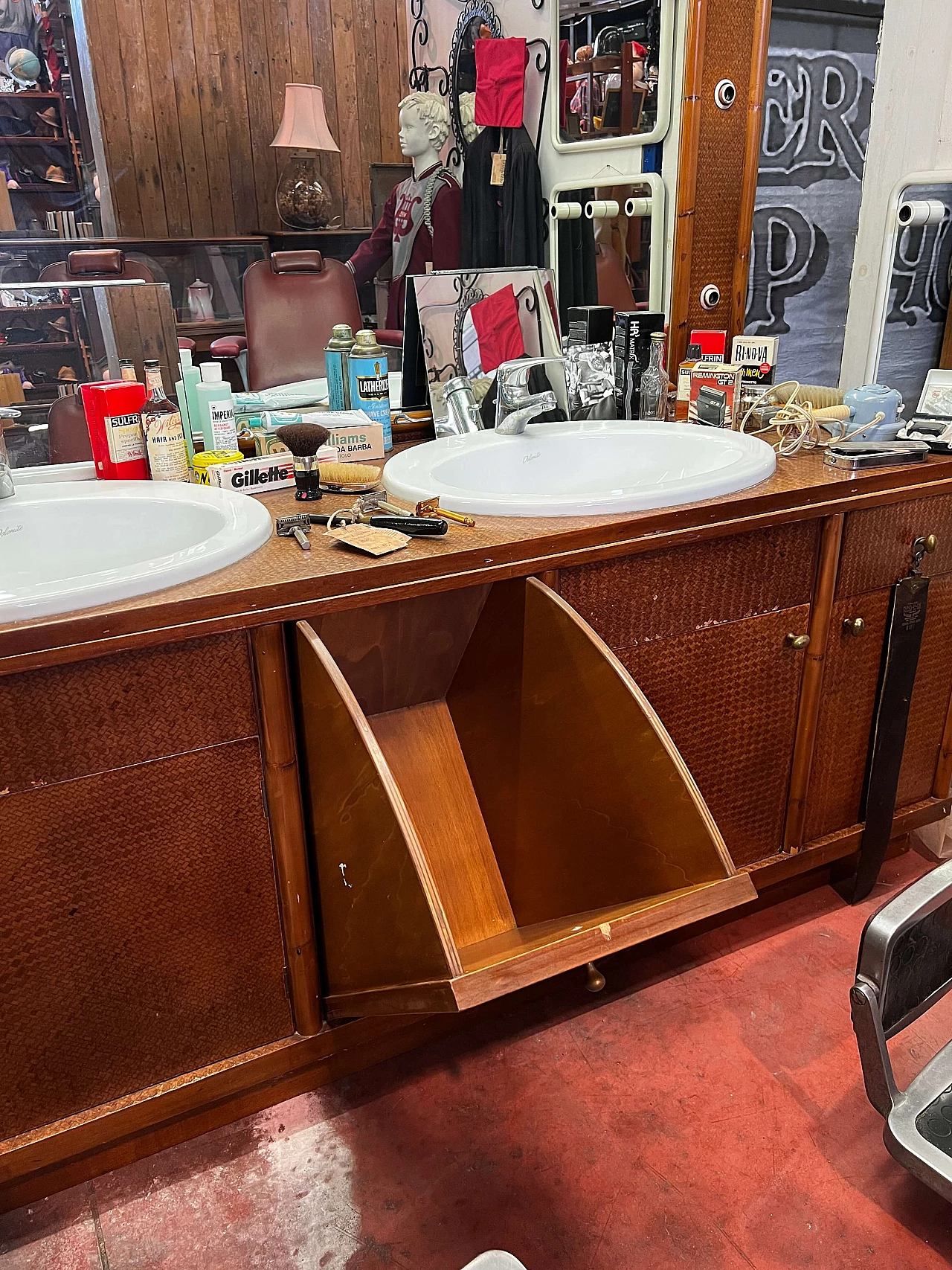 Woven wicker barber's cabinet with washbasin and mirror, 1960s 11