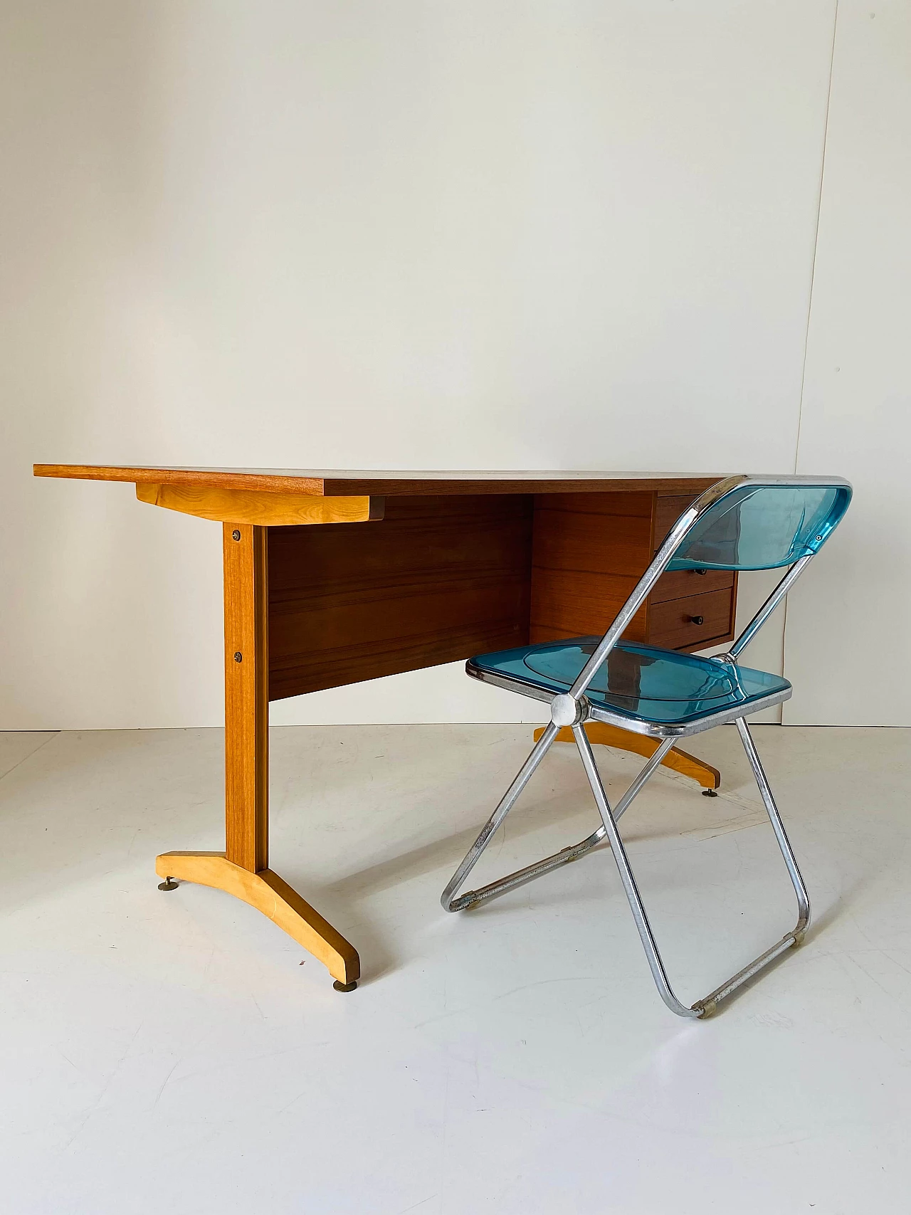 Teak desk, 1960s 13