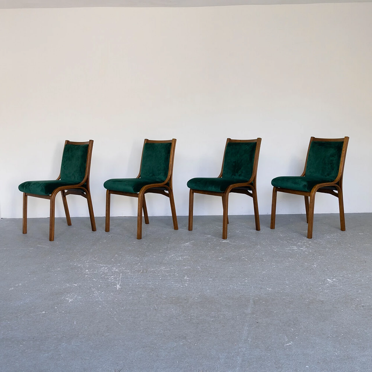 4 Cavour chairs by Gregotti, Meneghetti and Stoppino for SIM in walnut and velvet, 1960s 1