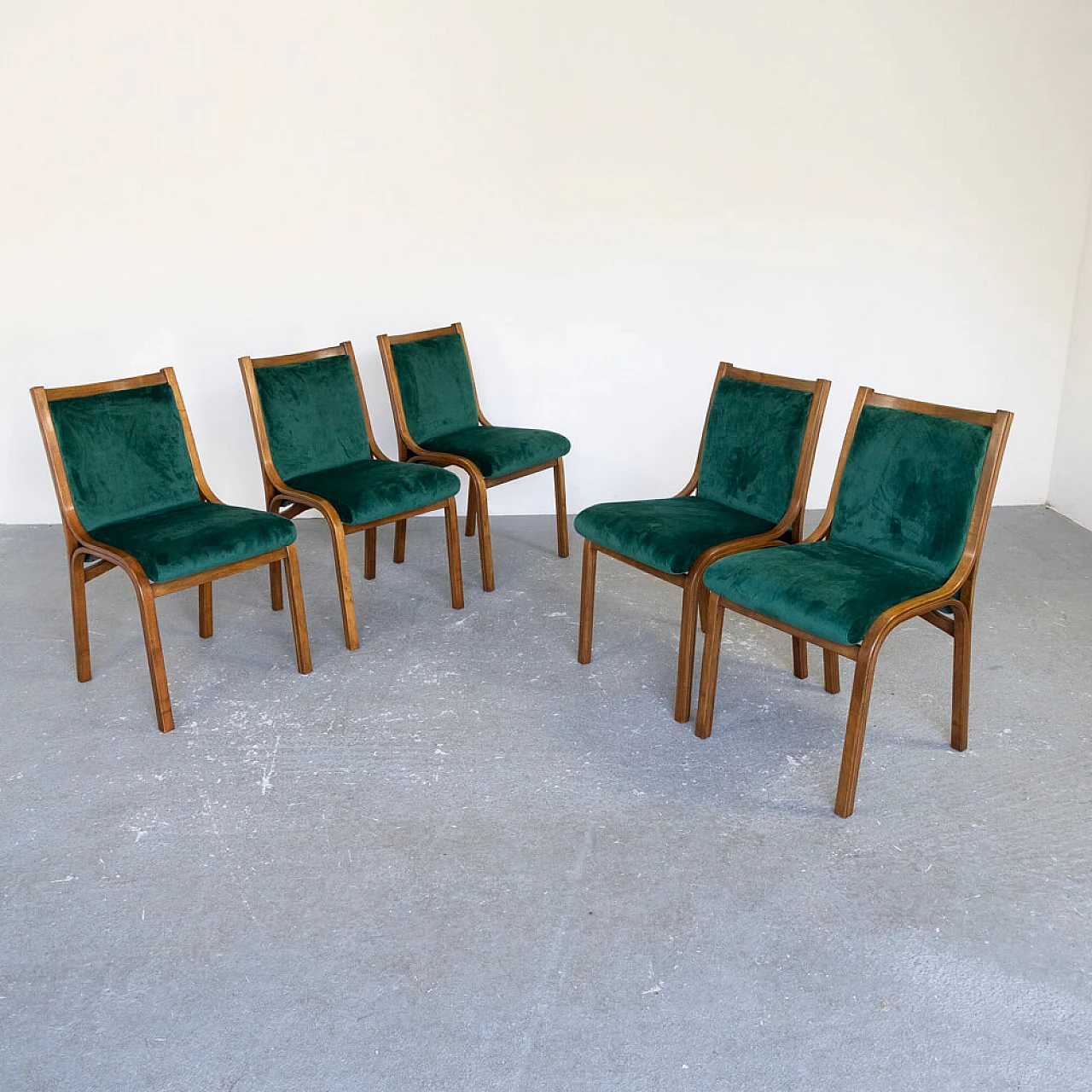 4 Cavour chairs by Gregotti, Meneghetti and Stoppino for SIM in walnut and velvet, 1960s 6