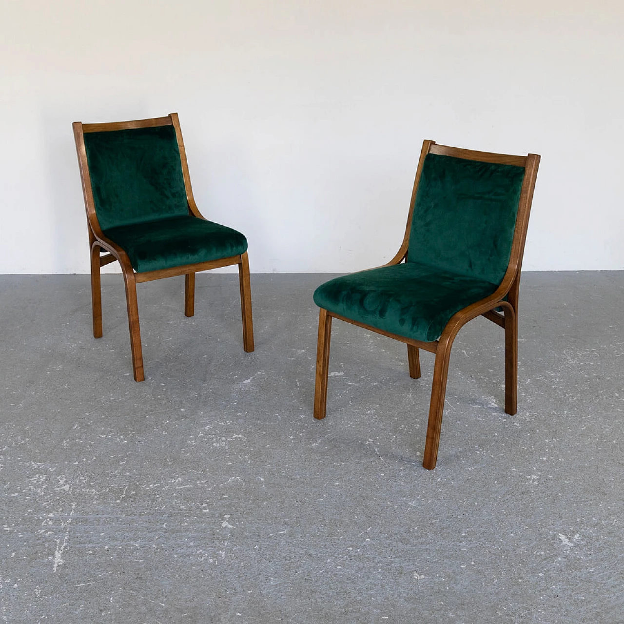 4 Cavour chairs by Gregotti, Meneghetti and Stoppino for SIM in walnut and velvet, 1960s 7