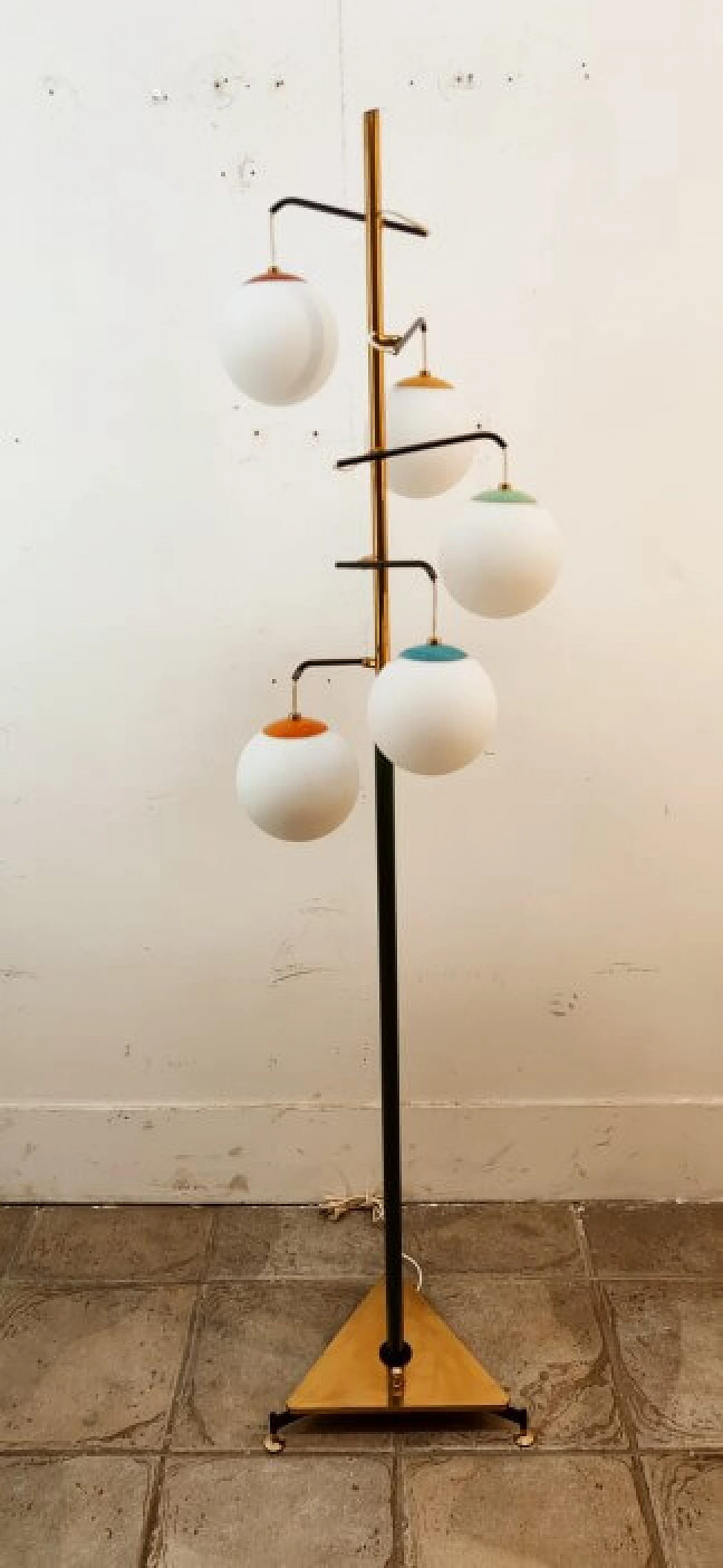 Floor lamp by Arredoluce with tree spheres, 1960s 12