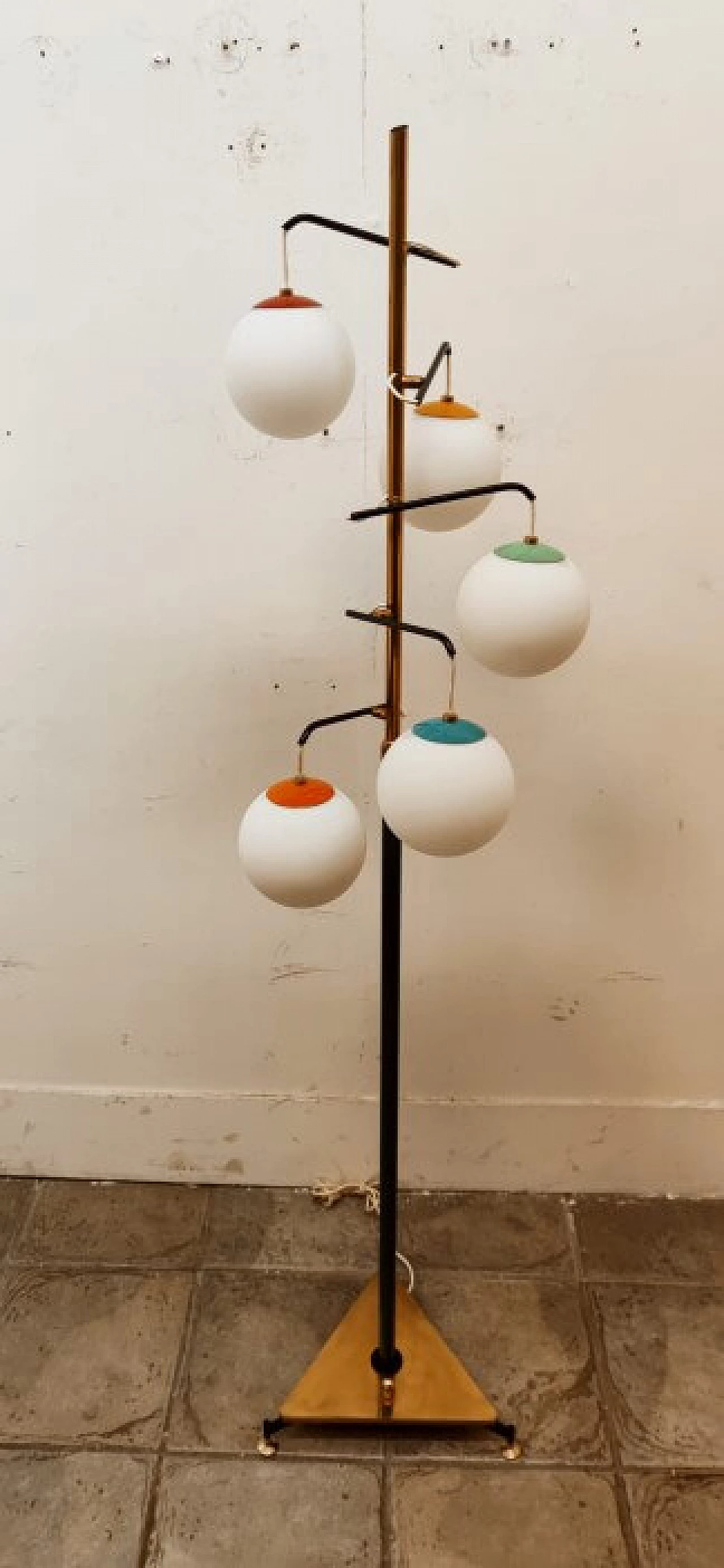 Floor lamp by Arredoluce with tree spheres, 1960s 16