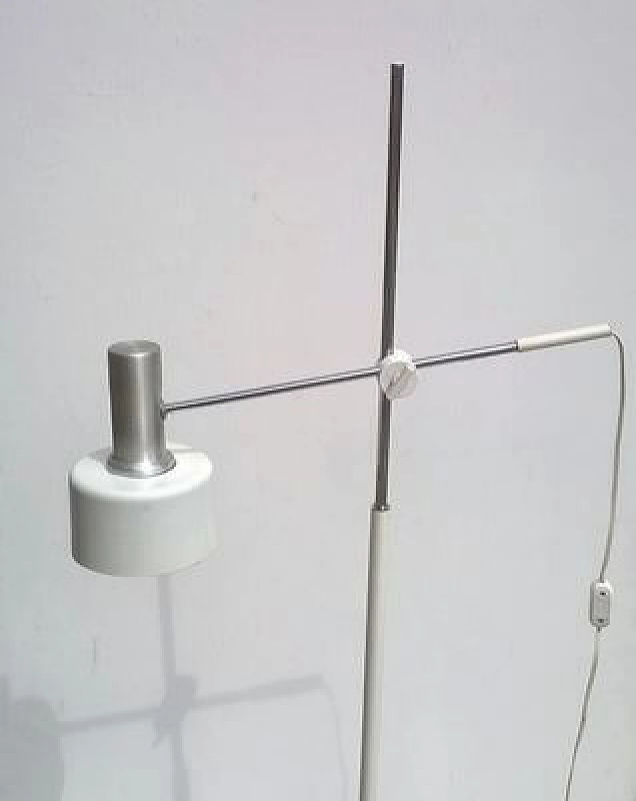 White floor lamp with marble base by Stilux, 1960s 5