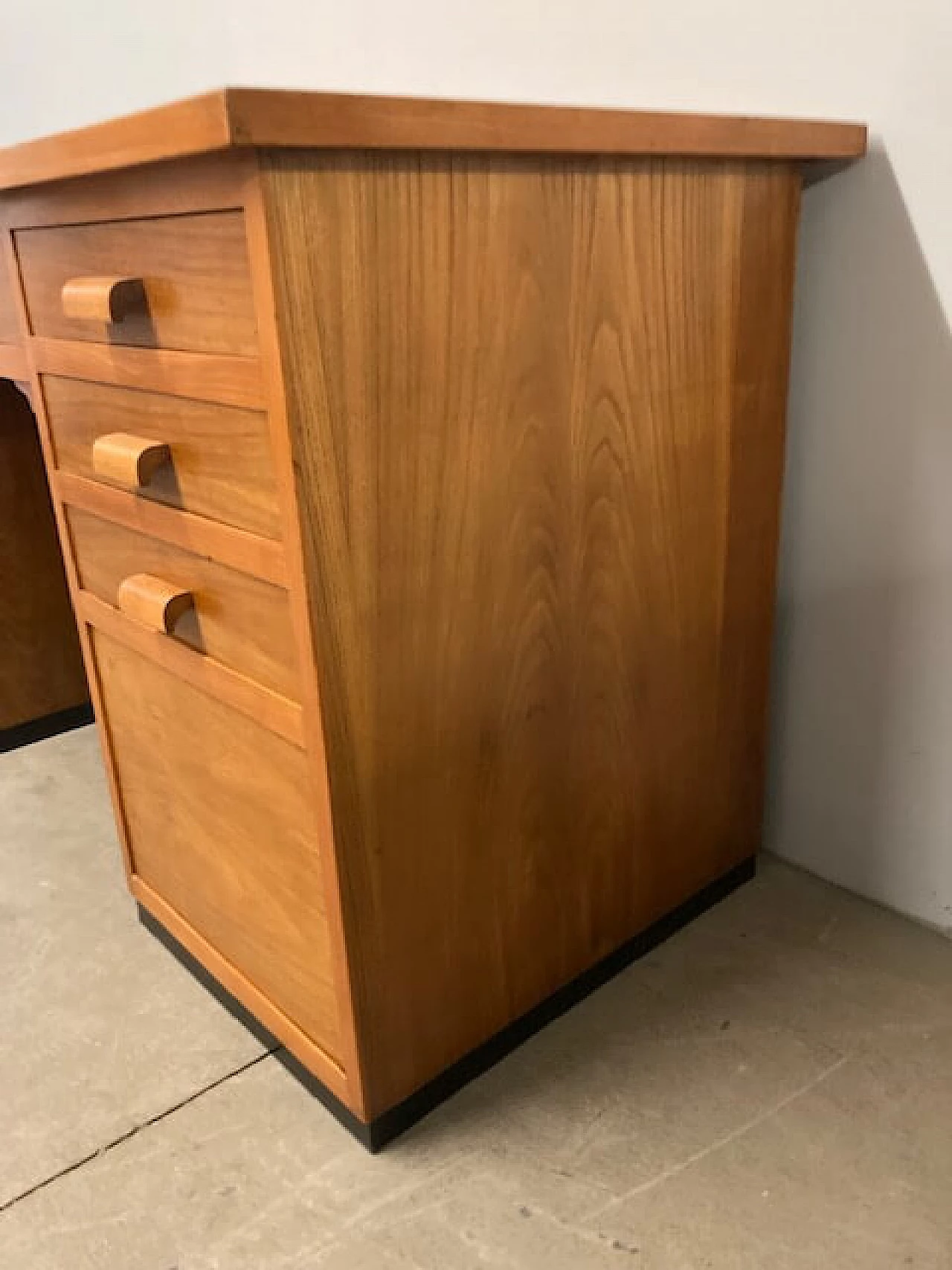 Oak desk with drawers, 1960s 3