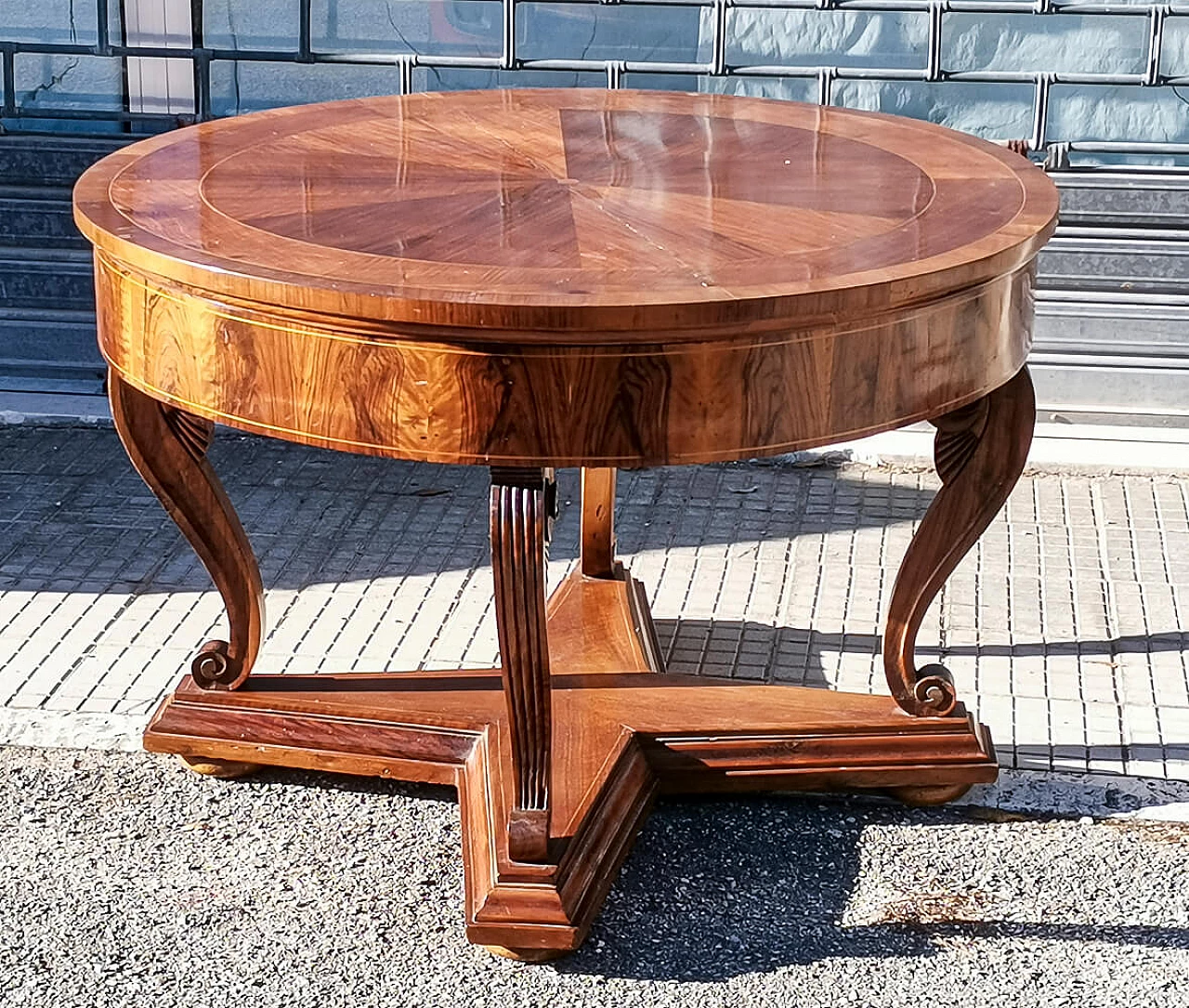 Empire-style walnut panelled round table, 1870 2