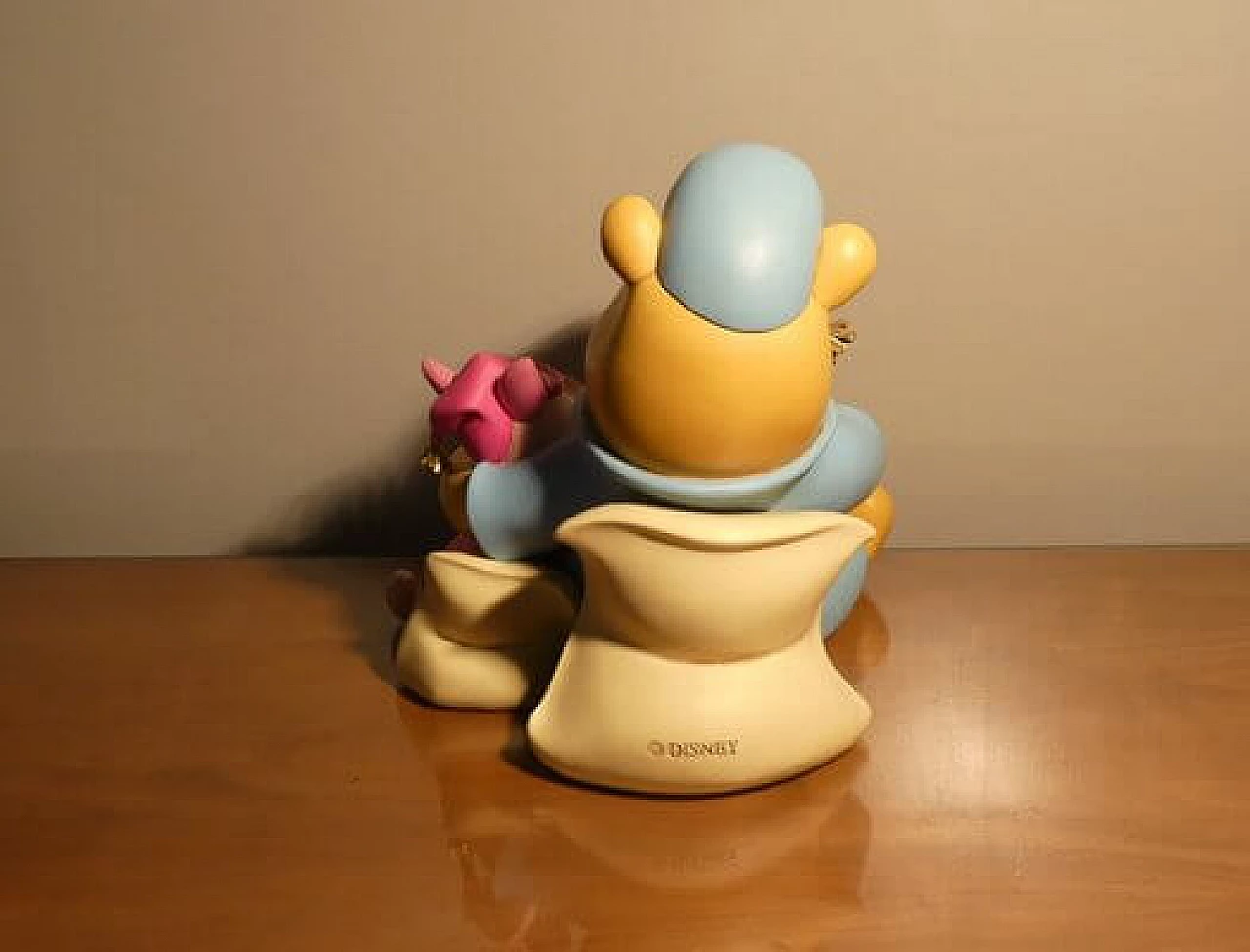 Statuetta di Winnie the Pooh e Pimpi di Peter Mook per Disney 4