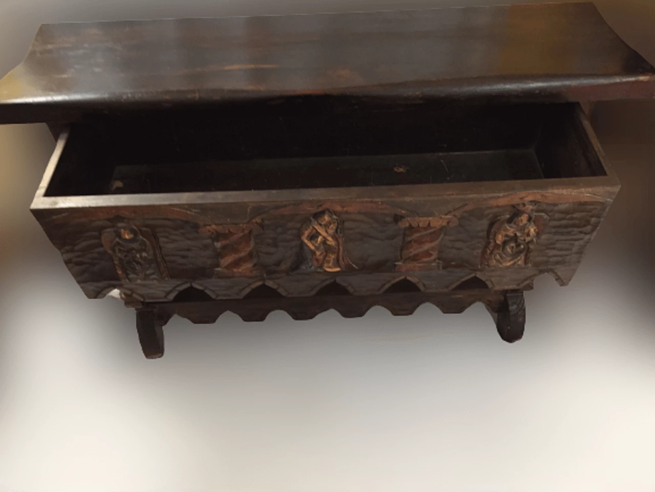 Catalan carved oak console, late 19th century 8