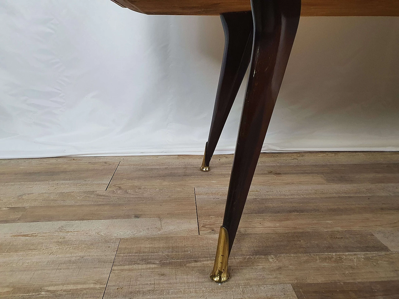 Wooden chest of drawers with mirrored top, 1950s 40