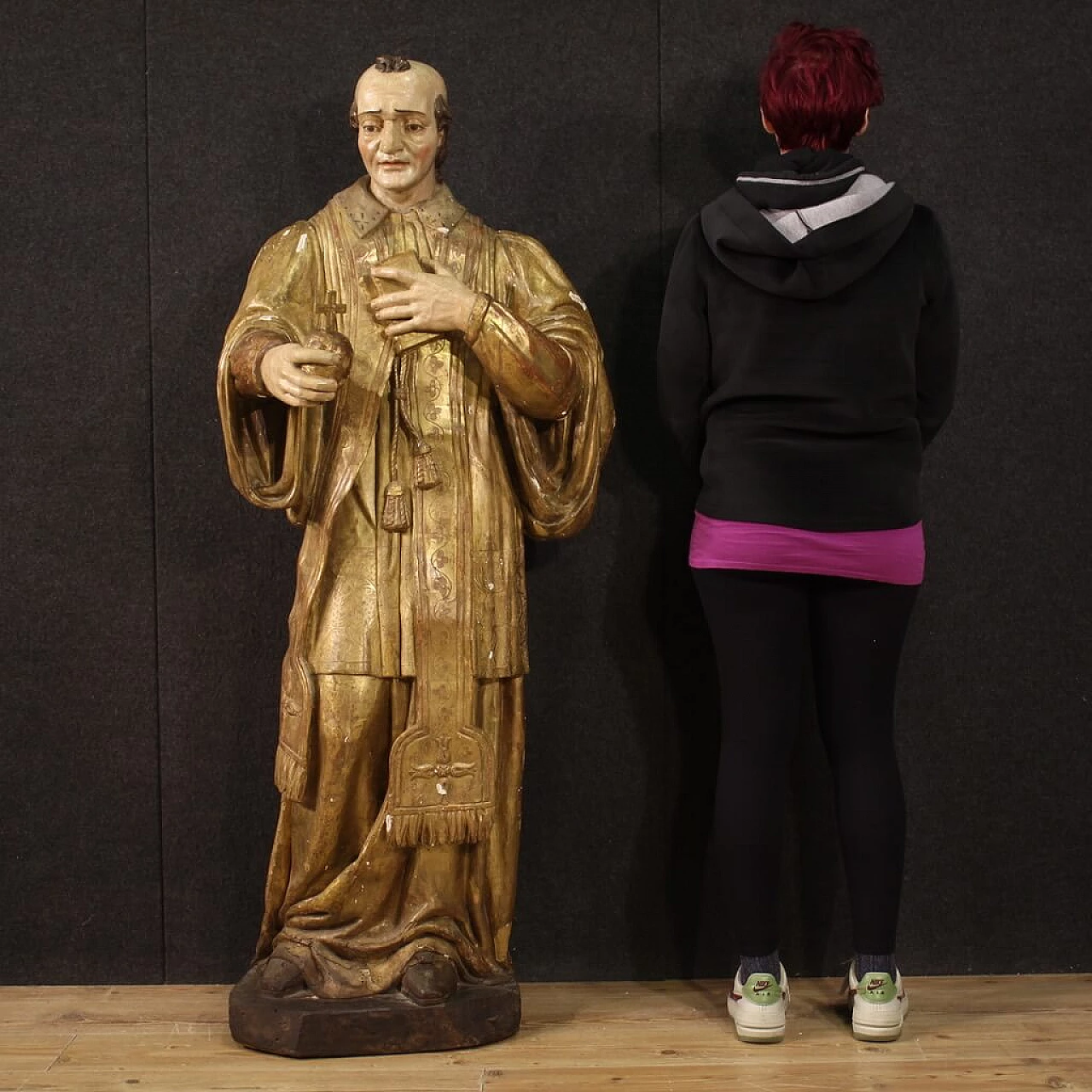 Wooden sculpture depicting St. Francis de Sales, 18th century 2