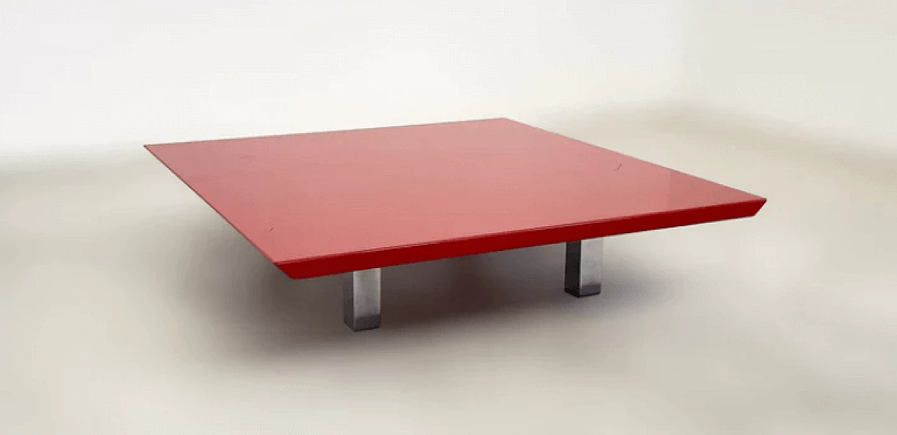 Red lacquered wood and metal coffee table by Vittorio Introini for Saporiti, 1970s 1