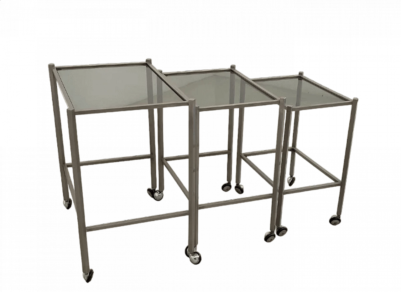 3 Nesting tables in metal and smoked glass attributed to Saporiti, 1970s 5