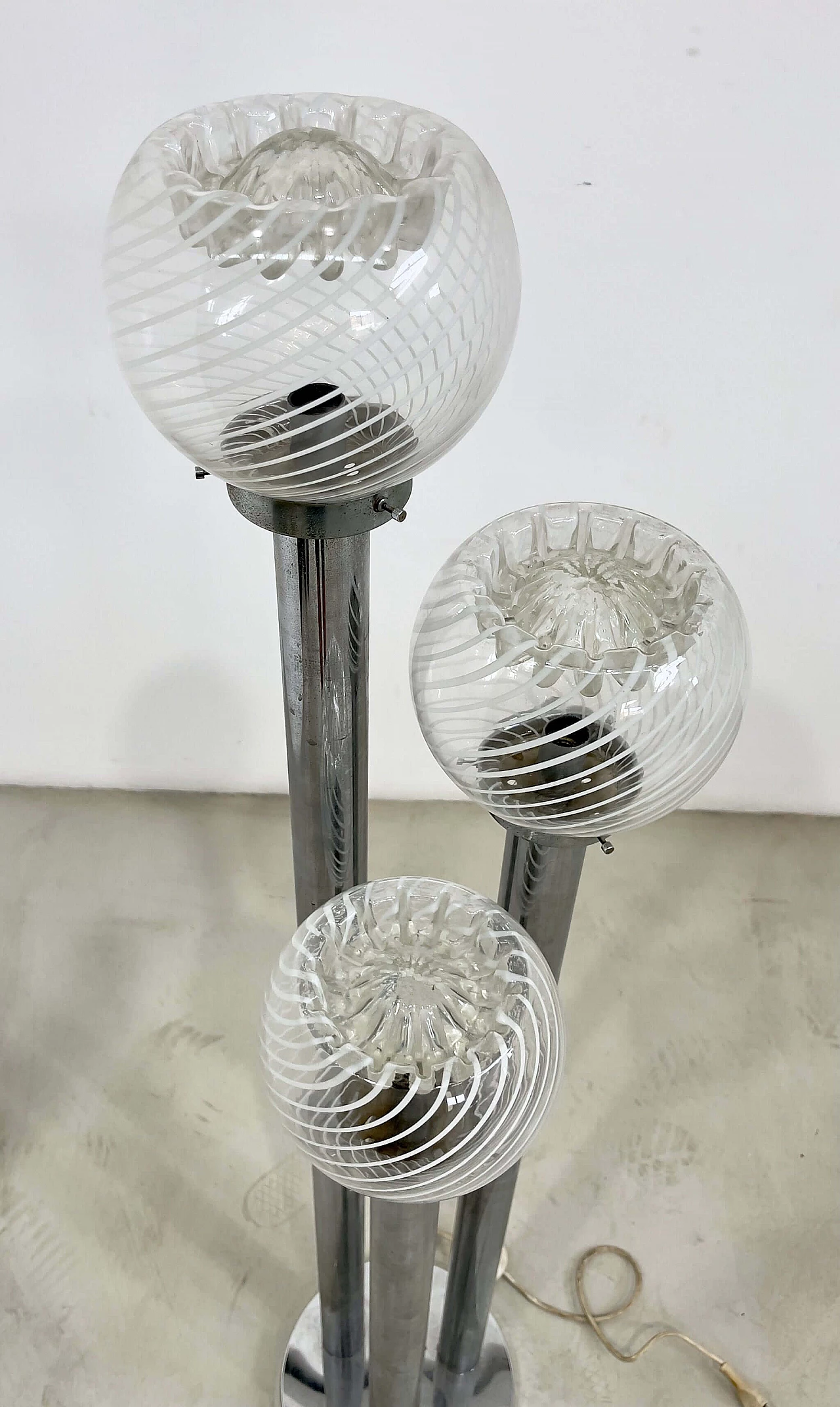 Chromed metal and Murano glass table lamp, 1970s 2