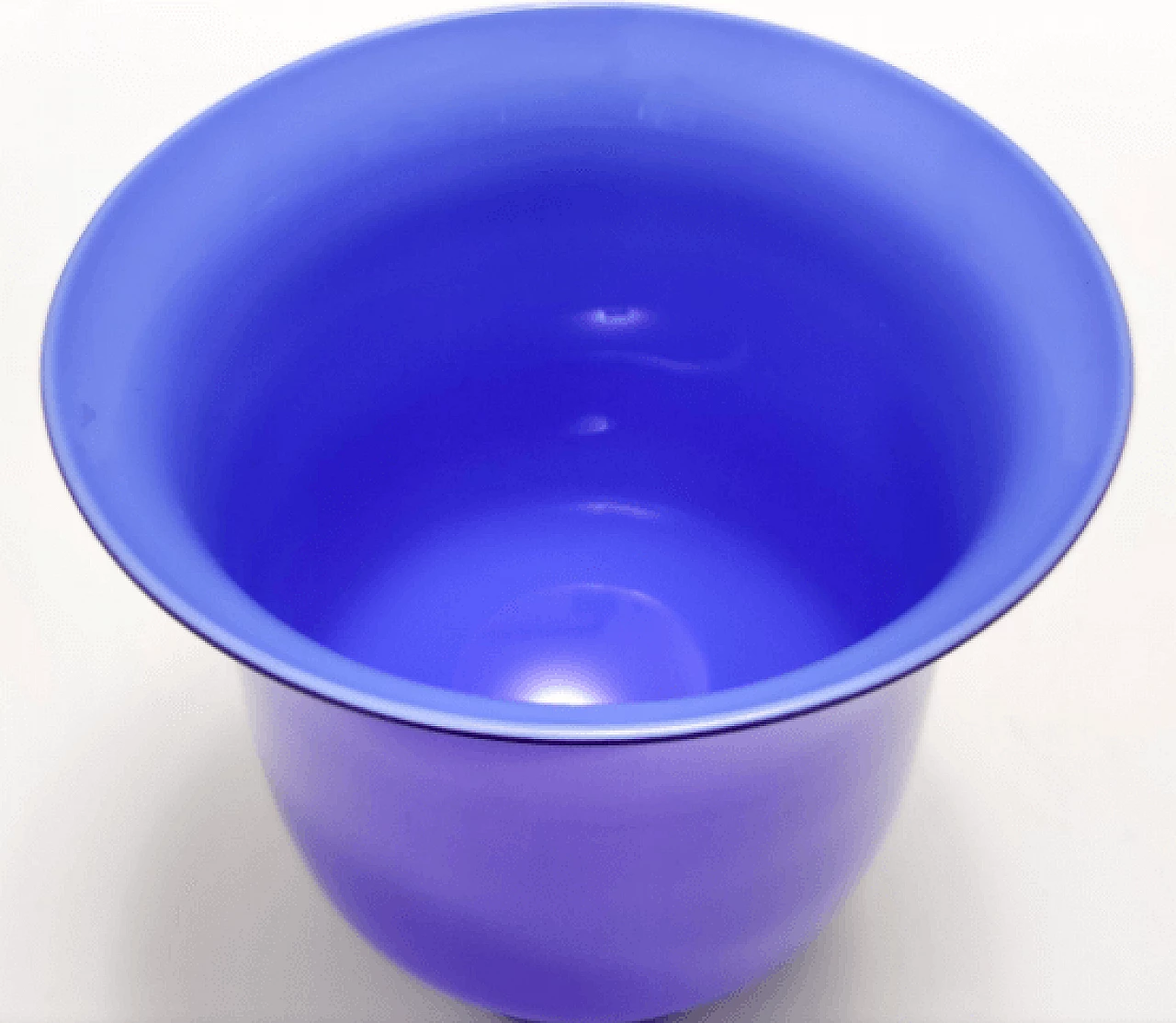 Vaso Anni Trenta in vetro opalino blu di Paolo Venini, anni '90 7